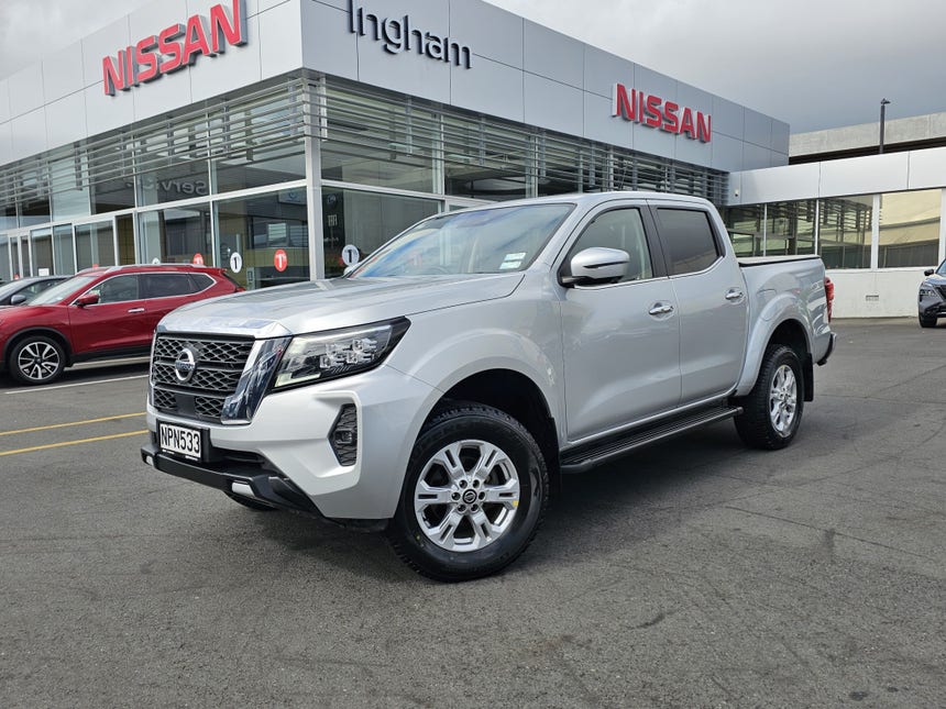 2021 Nissan Navara | ST 2.3D/4WD/7AT | 26725 | 1