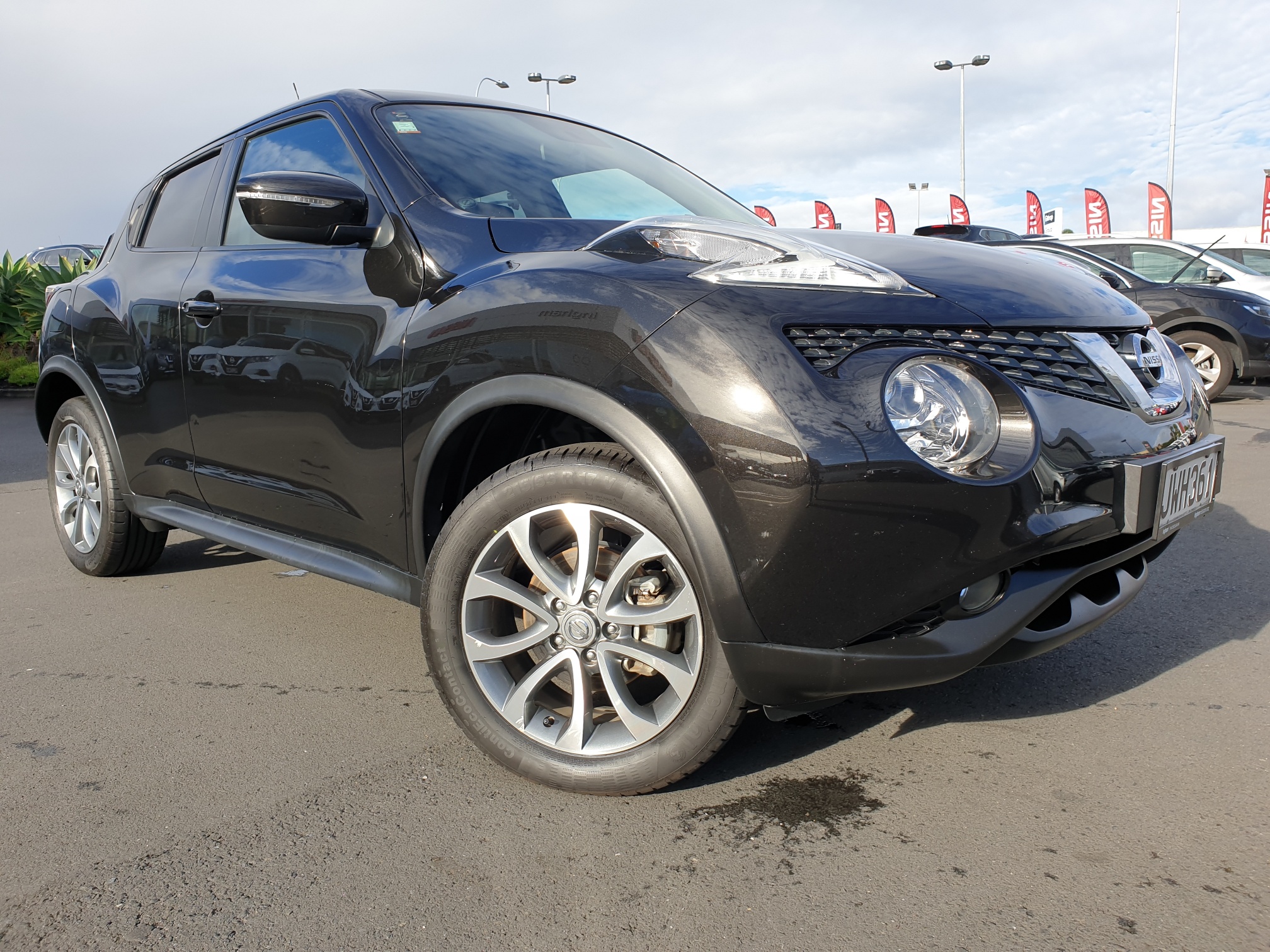 2016 Nissan Juke | JUKE 1.6P/CVT/HA/5DR | 14620 | 1