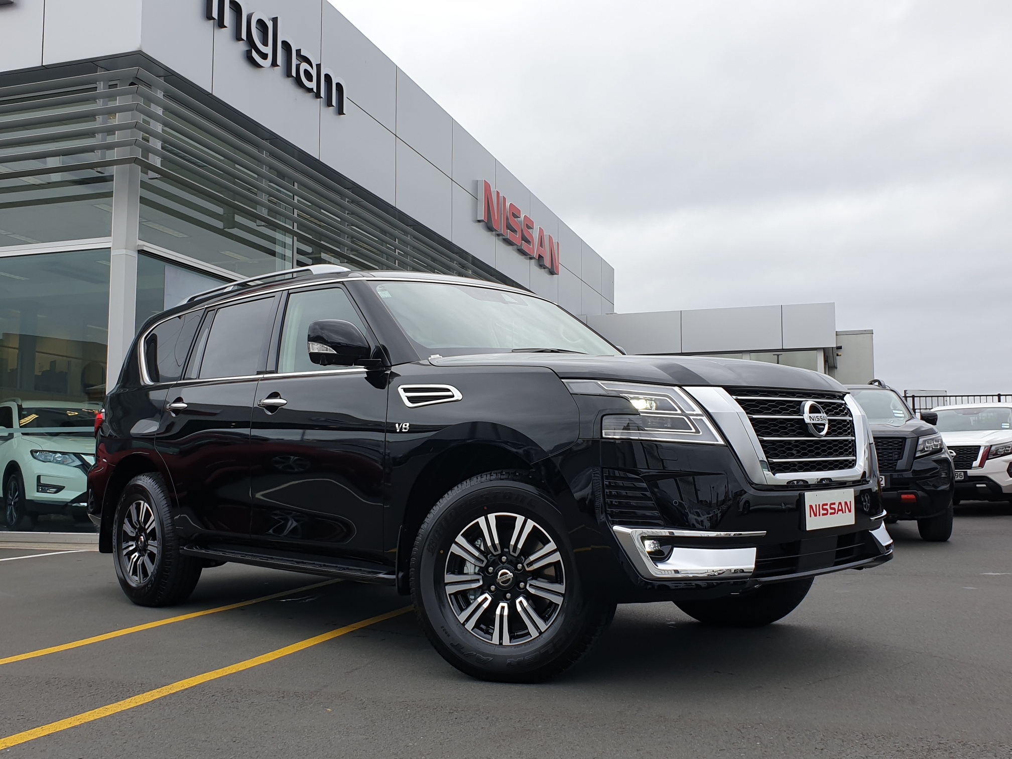 2022 Nissan Patrol | TI-L 5.6P/4WD/7AT | 15442 | 1