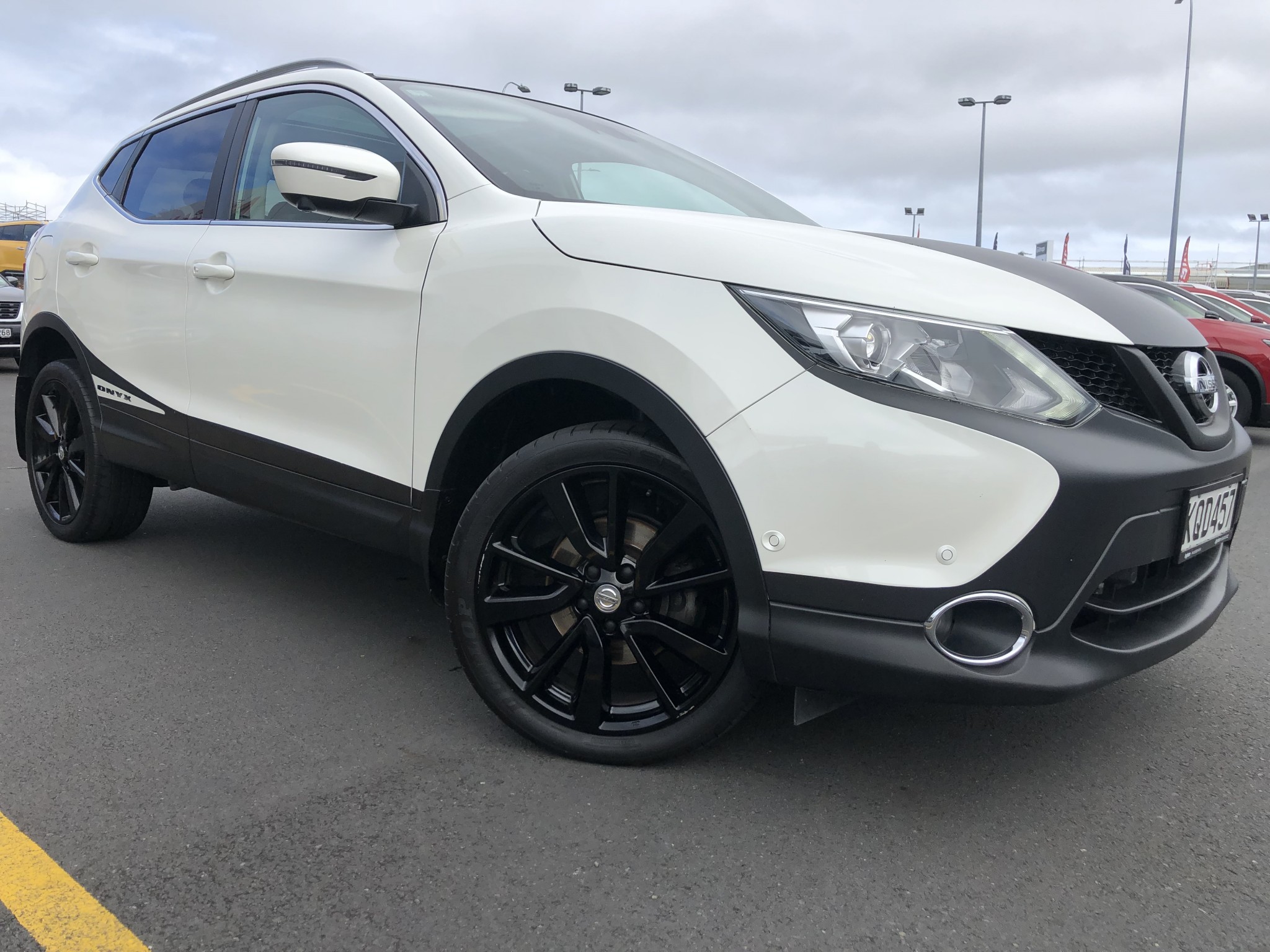 2017 Nissan Qashqai | TI 2.0P/1CVT/HA/5DR | 17839 | 1