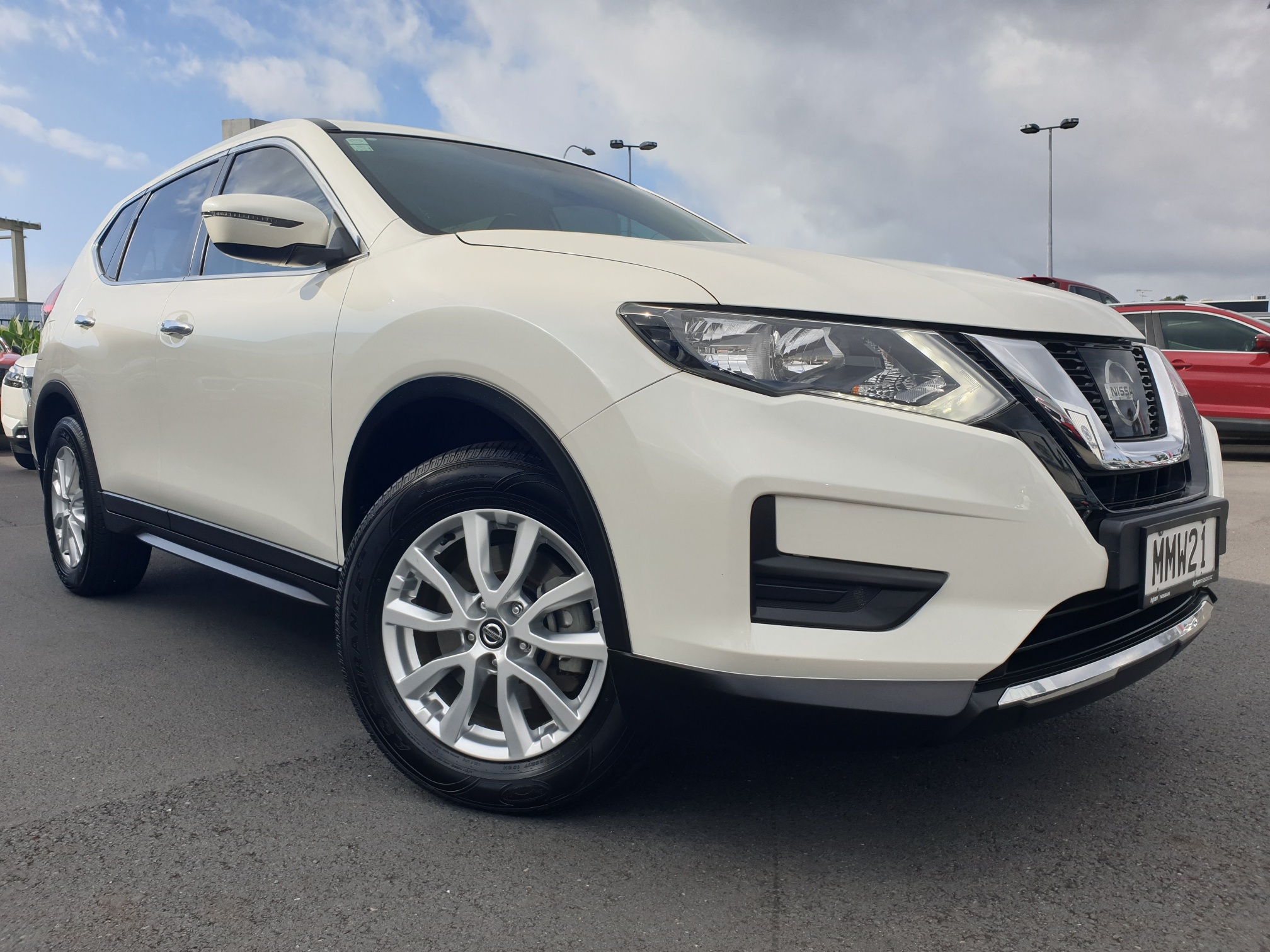 Nissan X-Trail 2019 | ST 2.5P/6CVT/SW/5DR