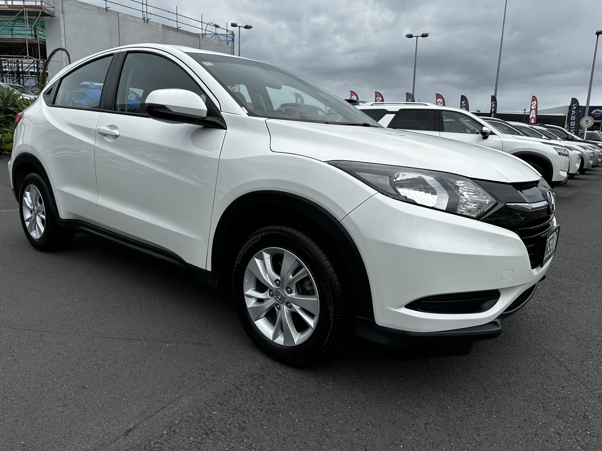 2016 Honda HR-V | S 1.8P | 20107 | 1