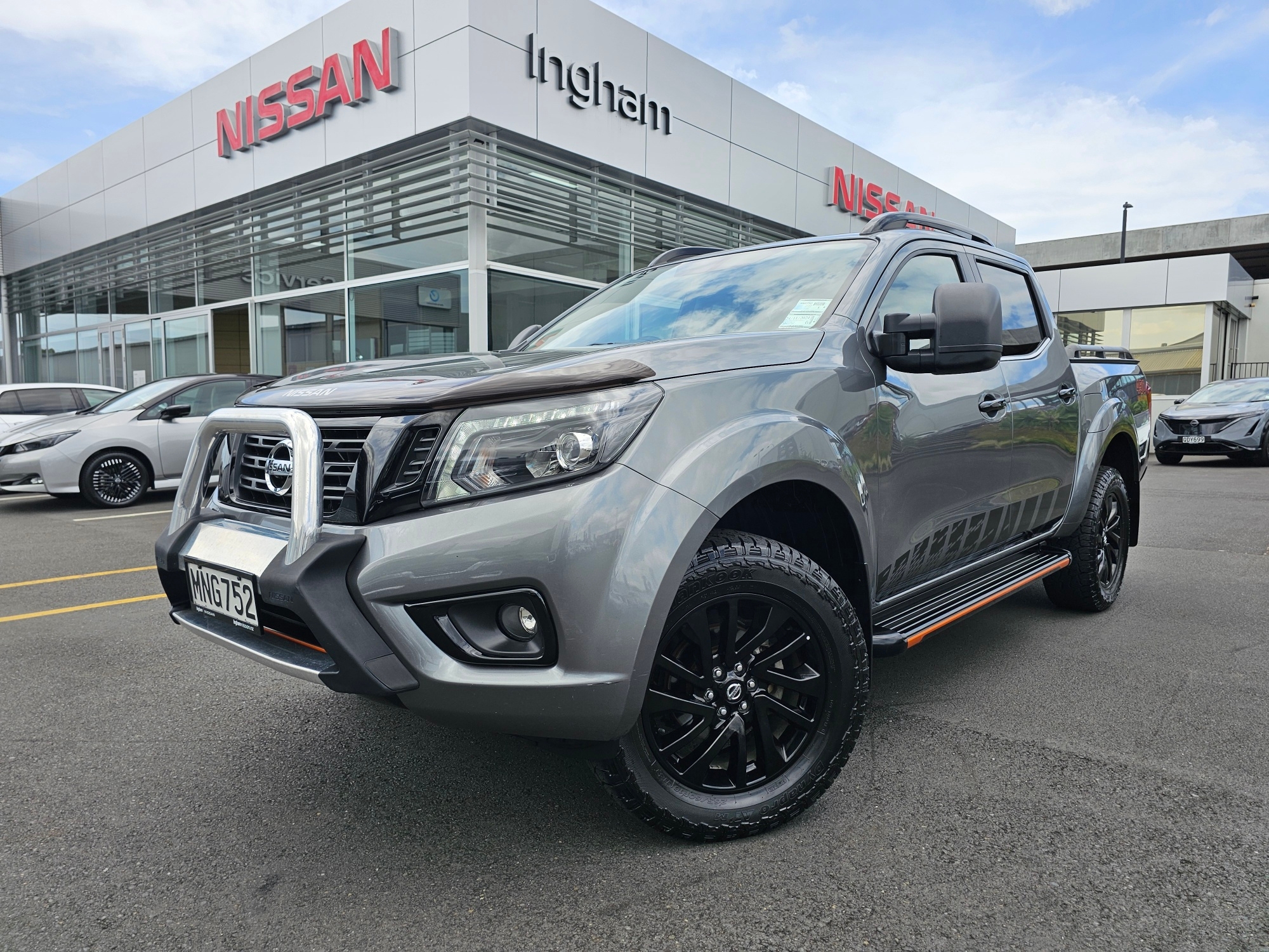 2019 Nissan Navara | ST-X 450 2.3D/4WD/7AM | 22322 | 1