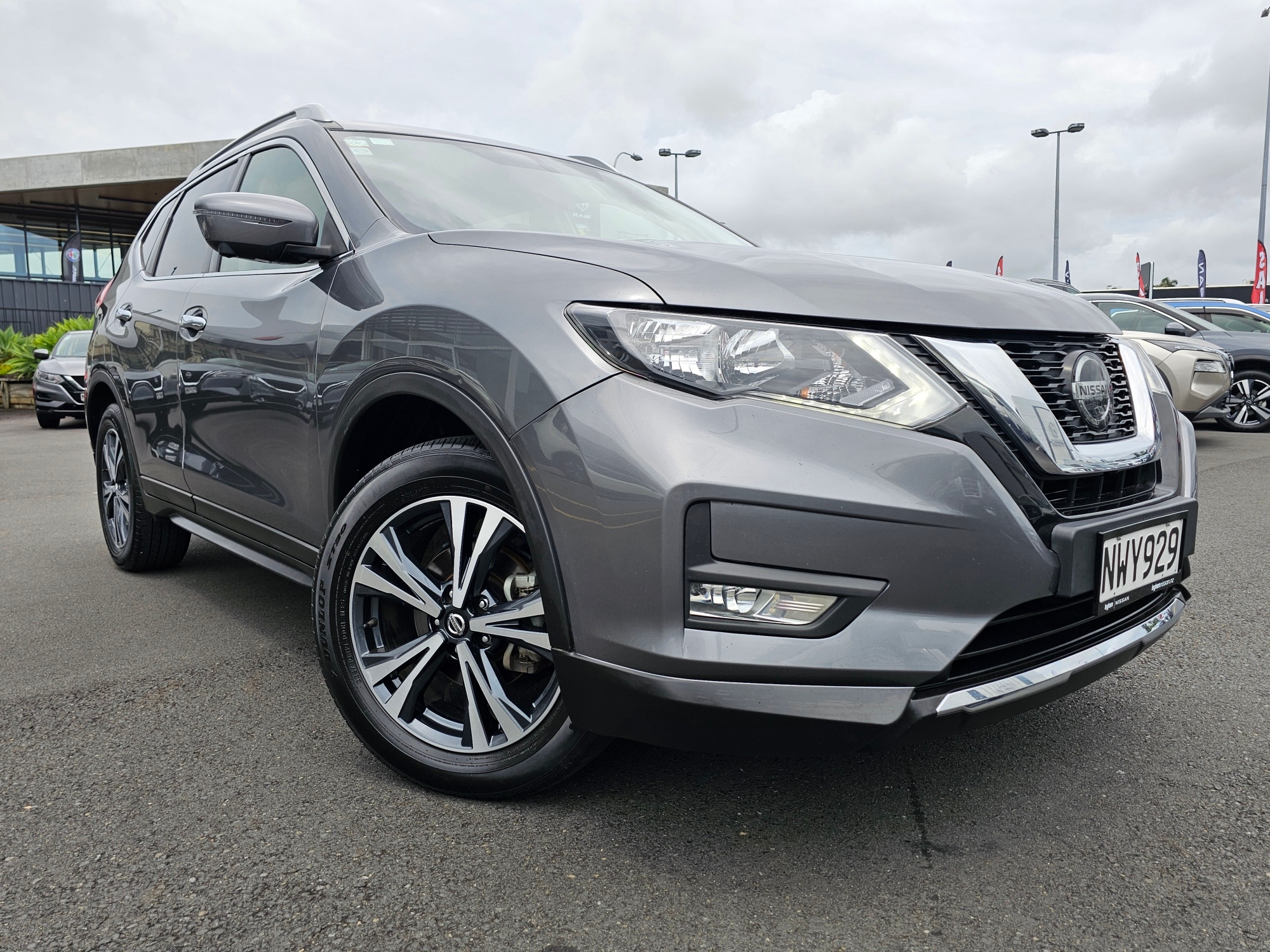 2021 Nissan X-Trail | ST-L 2.5P/4WD | 22424 | 1