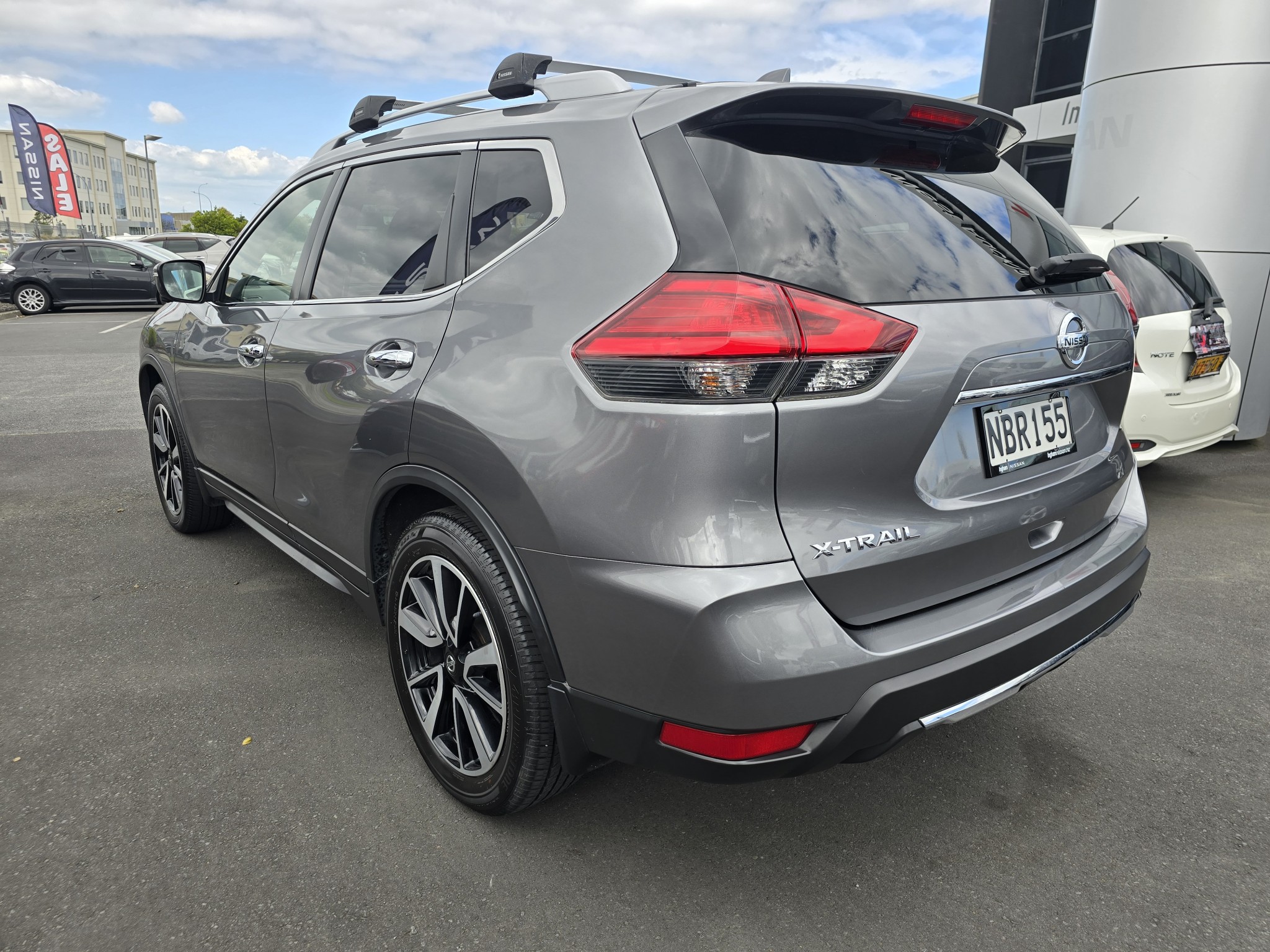 2020 Nissan X-Trail | ST-L 2.5P/6CVT/SW/5D | 24973 | 5