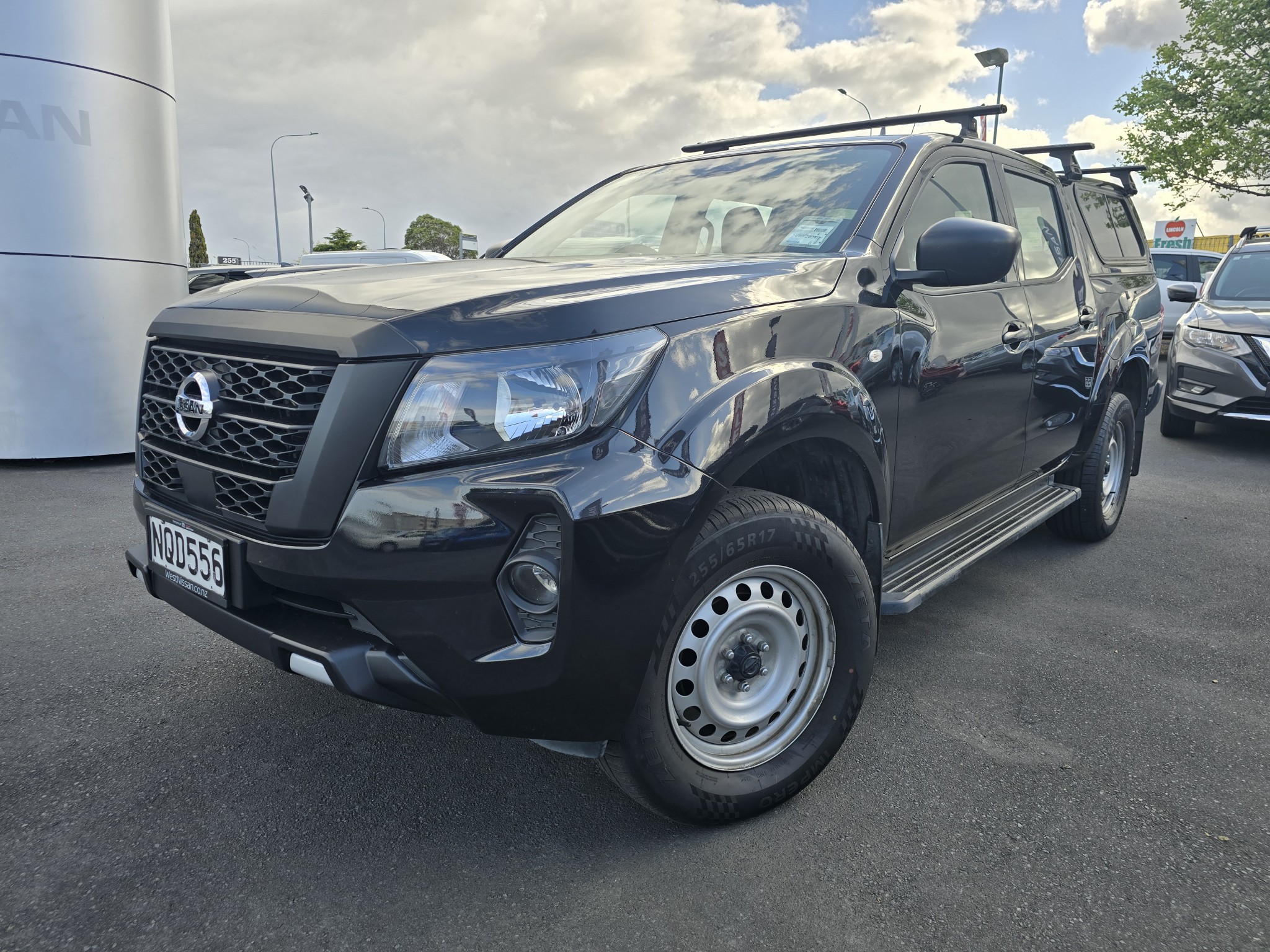 2021 Nissan Navara | SL 2WD 2.3D | 25017 | 3