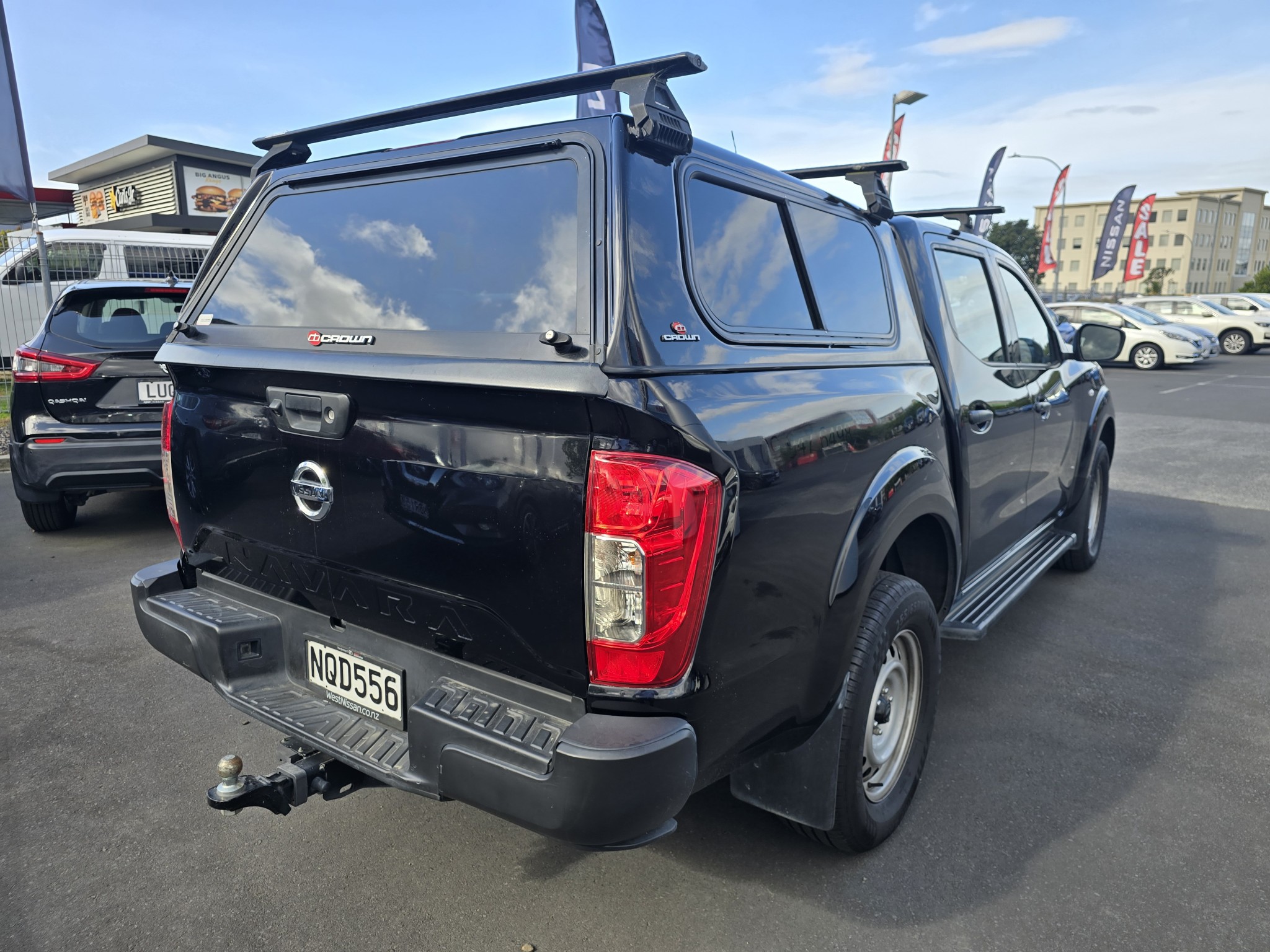 2021 Nissan Navara | SL 2WD 2.3D | 25017 | 7