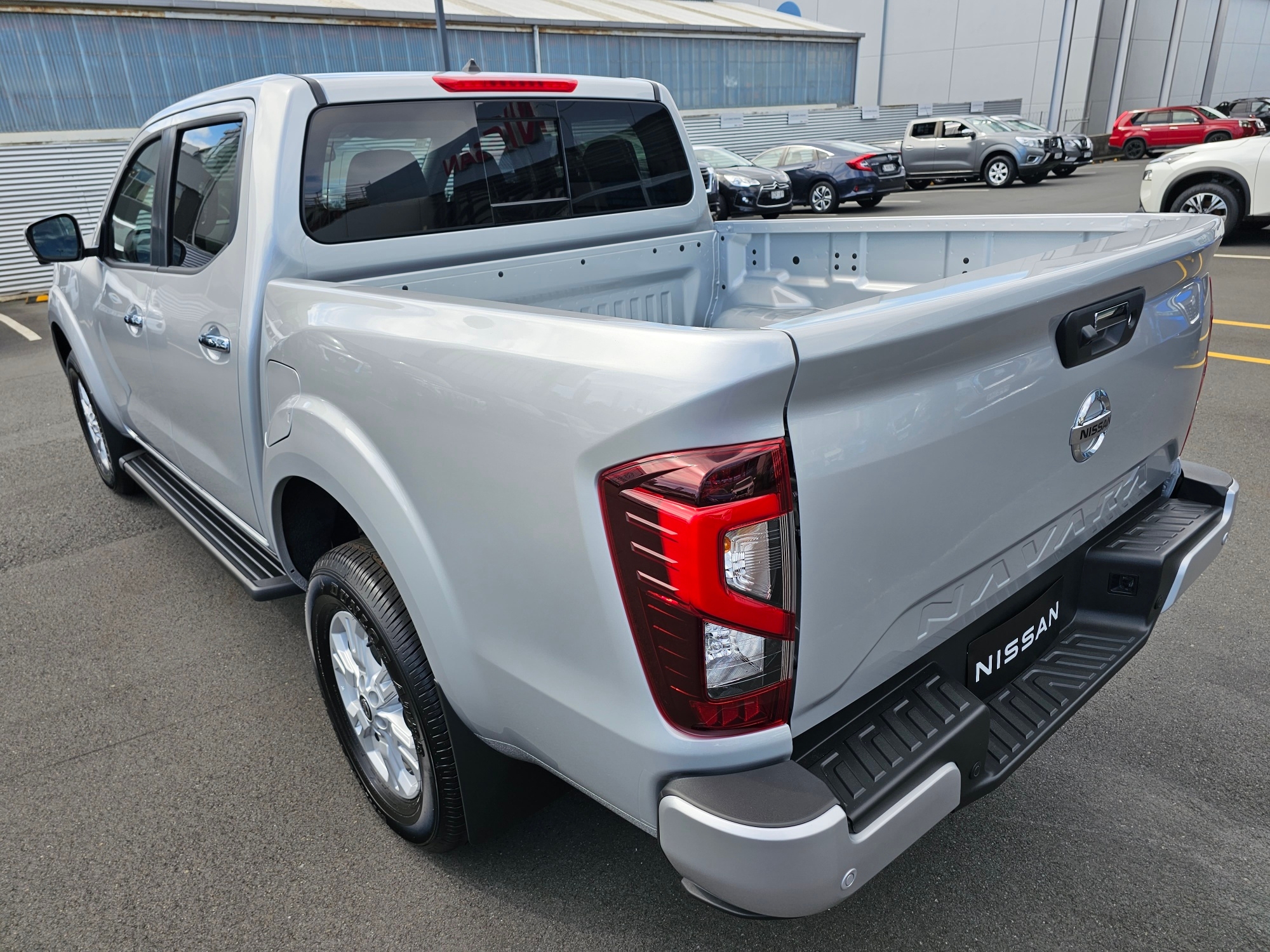 2025 Nissan Navara | ST 2WD AUTO | 25627 | 6