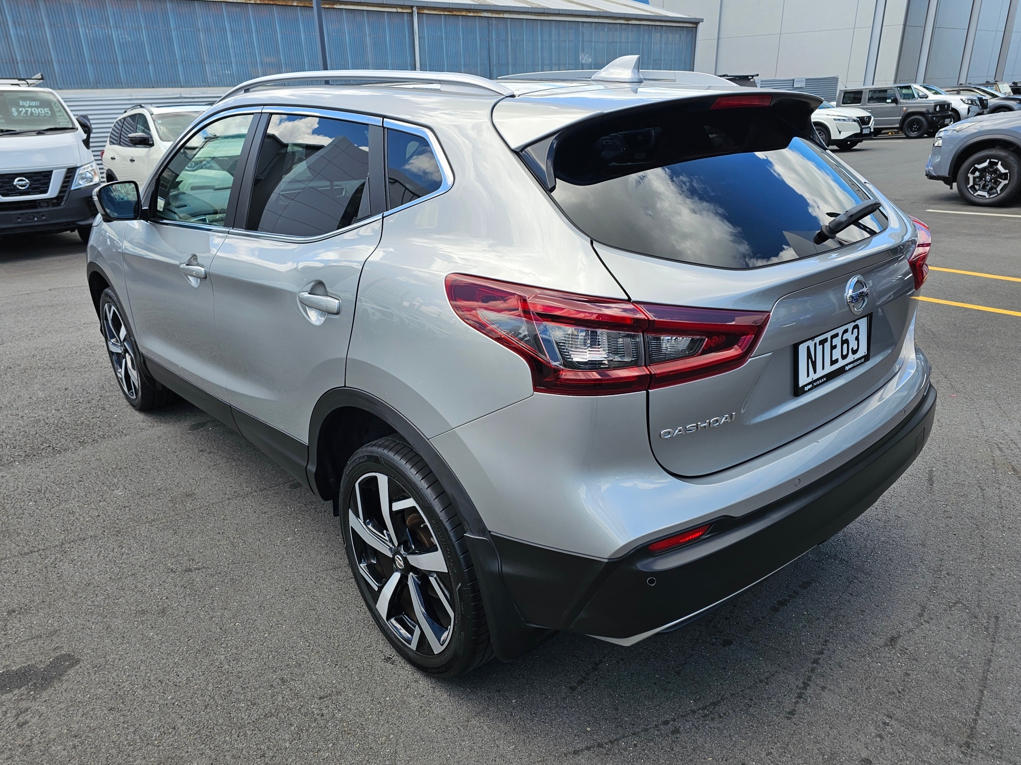 2021 Nissan Qashqai | TI 2.0P | 25776 | 6