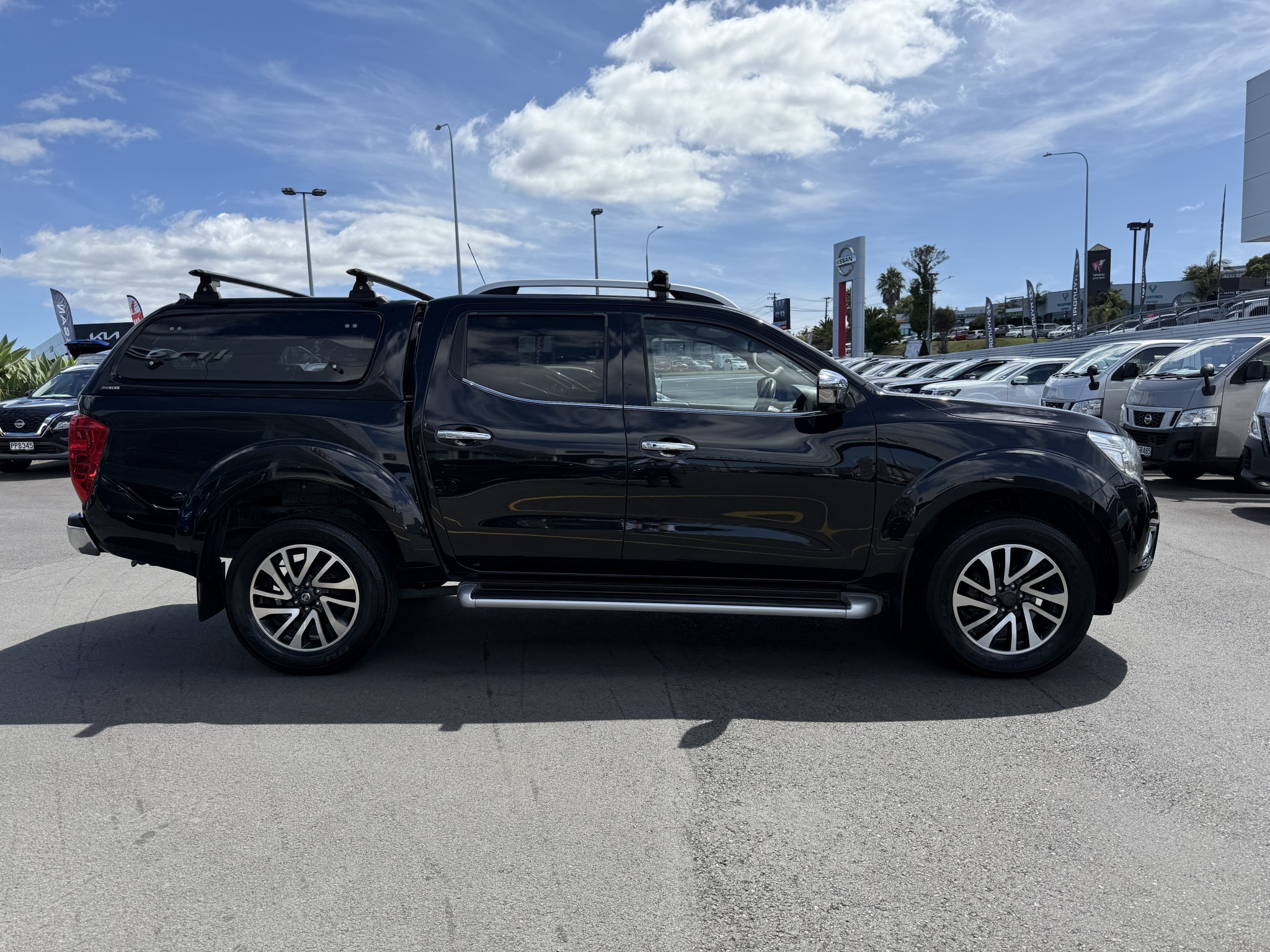 2019 Nissan Navara | ST-X 2.3D 2WD AUTO | 25677 | 5