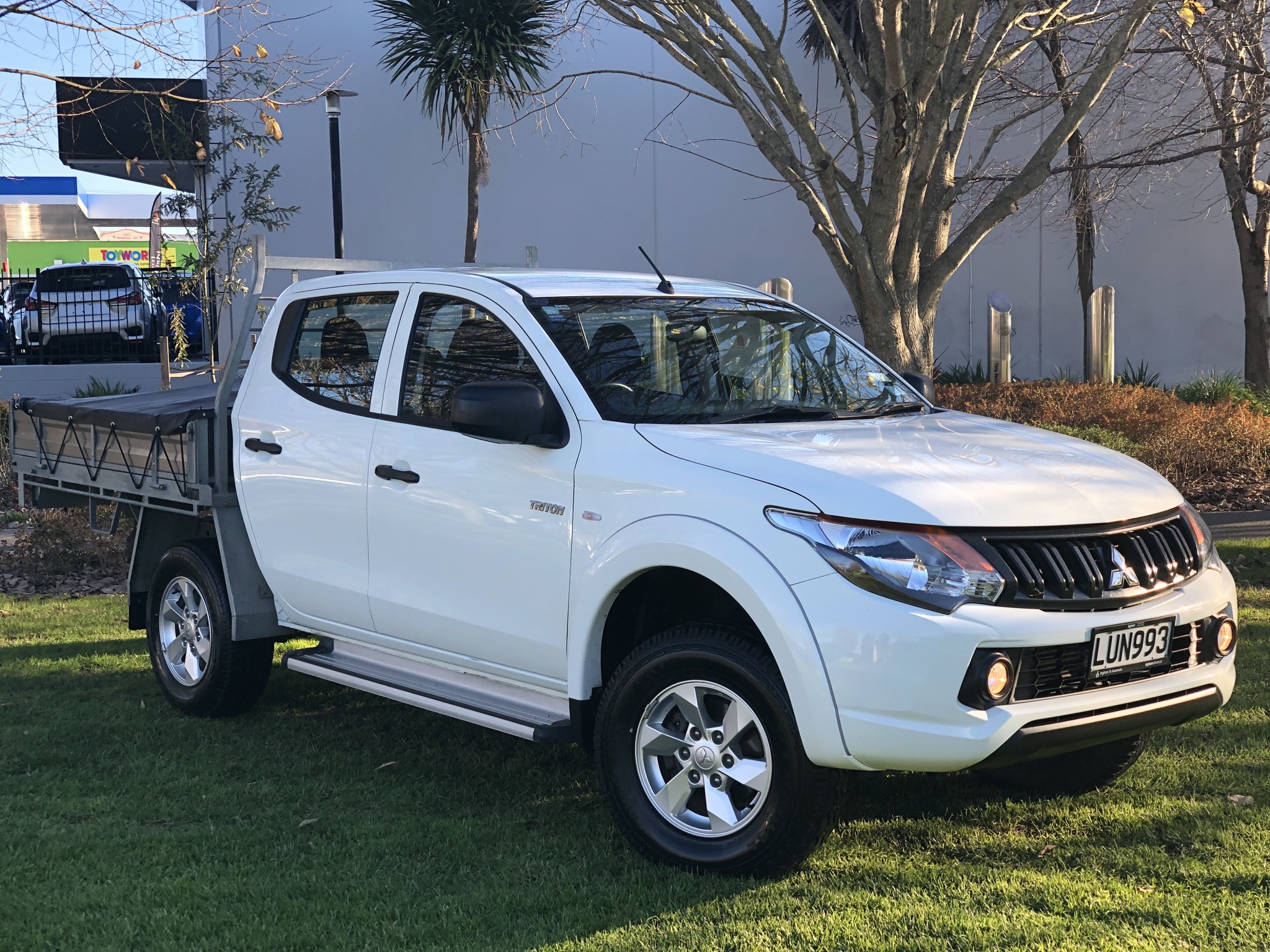 2018 Mitsubishi Triton | DC GLX 4WD 6MT 2.4 Turbo Diesel Manual 4X4 | 15322 | 1