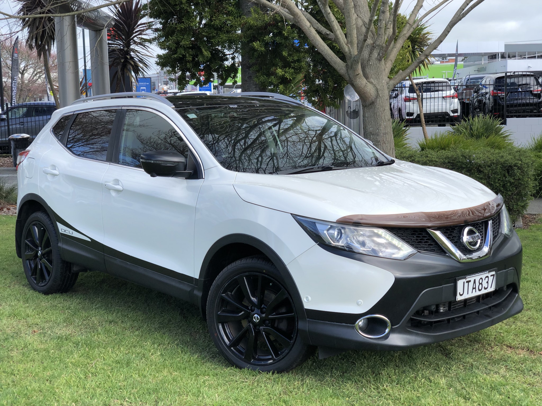 2016 Nissan Qashqai | TI 2.0 Petrol CVT SUV 5 Door NZ New | 15439 | 1