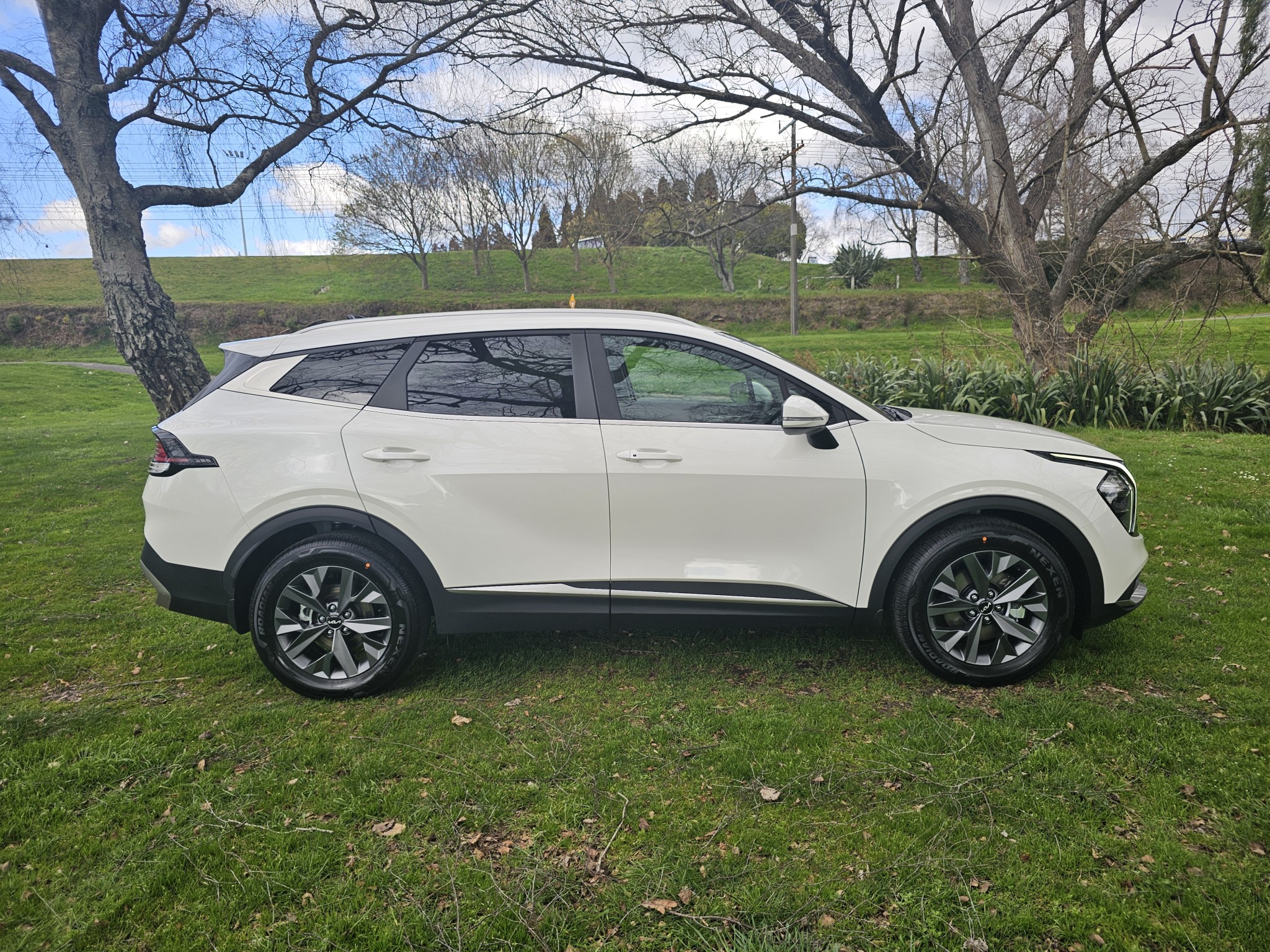 2024 Kia Sportage | EARTH 1.6PHT/6AT | 24744 | 2