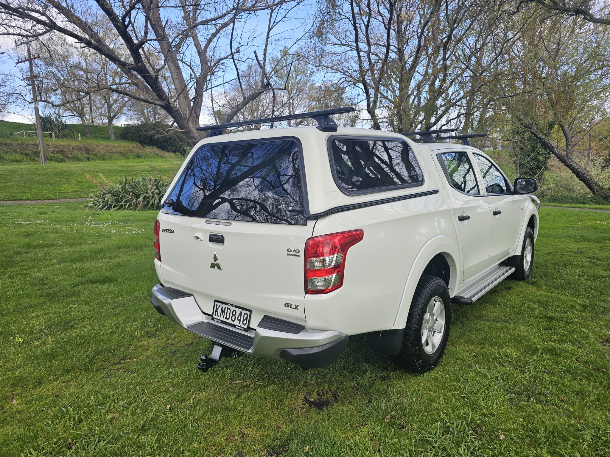 2017 Mitsubishi Triton | D/CAB GLX 2.4D/4WD | 24826 | 3