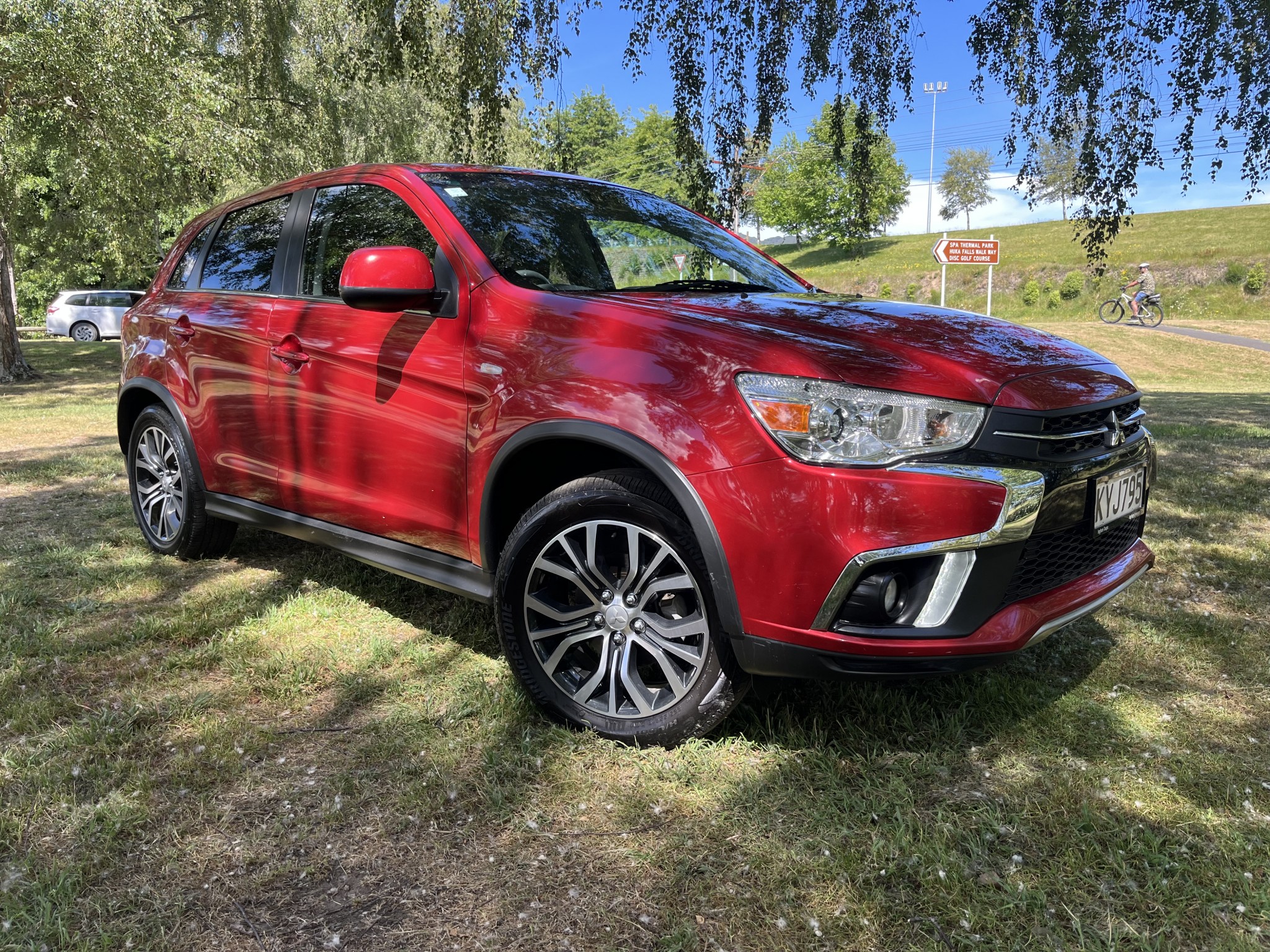 2017 Mitsubishi ASX | XLS 2.0P/CVT | 25338 | 1