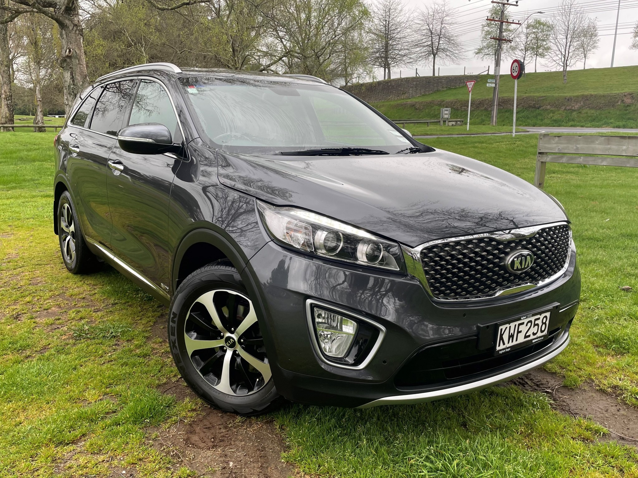 2017 Kia Sorento | SX 2.2D/4WD/6AT | 16054 | 1