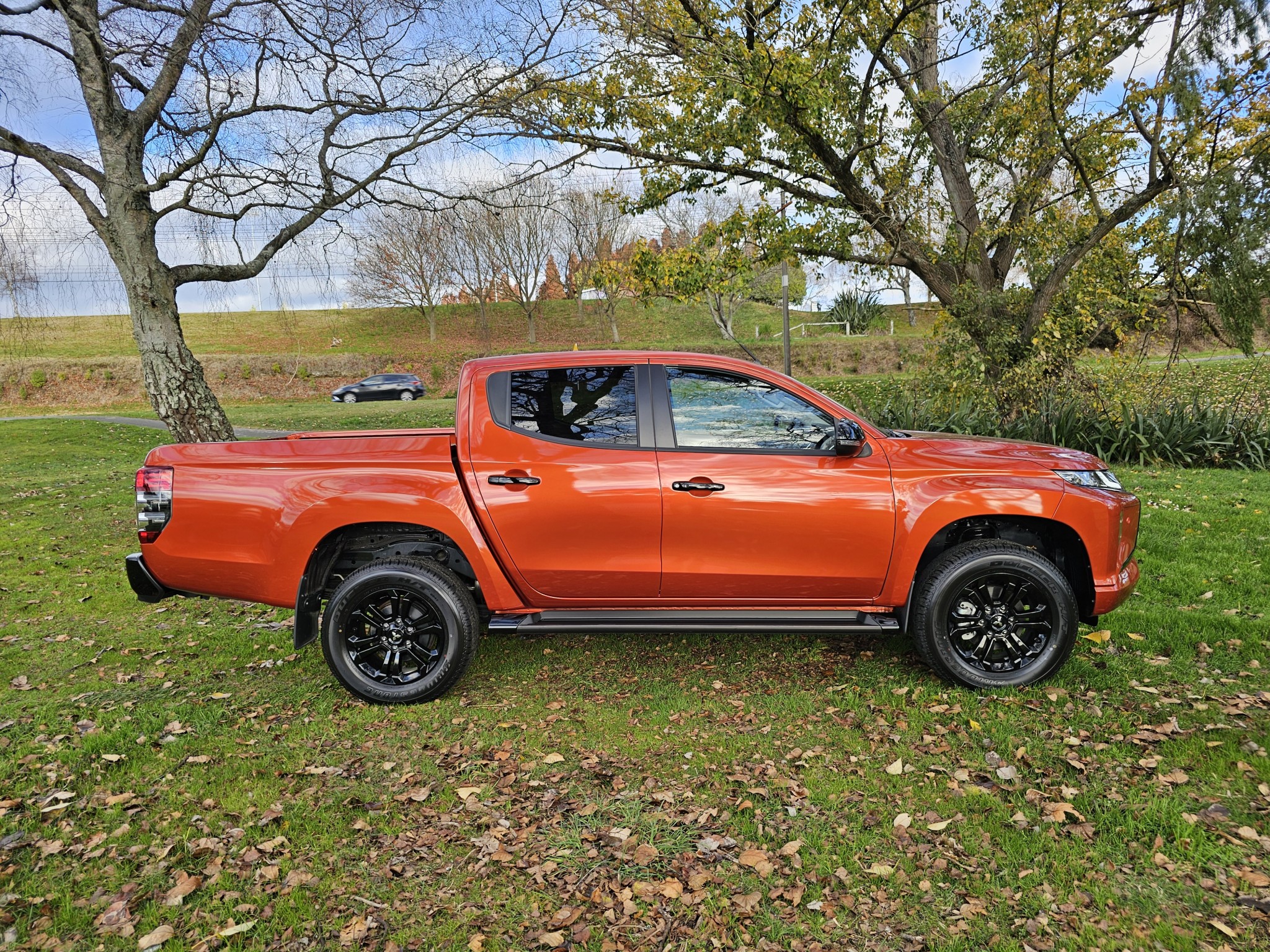 2024 Mitsubishi Triton | DC GSR 4WD 6AT 2.4D | 23885 | 2