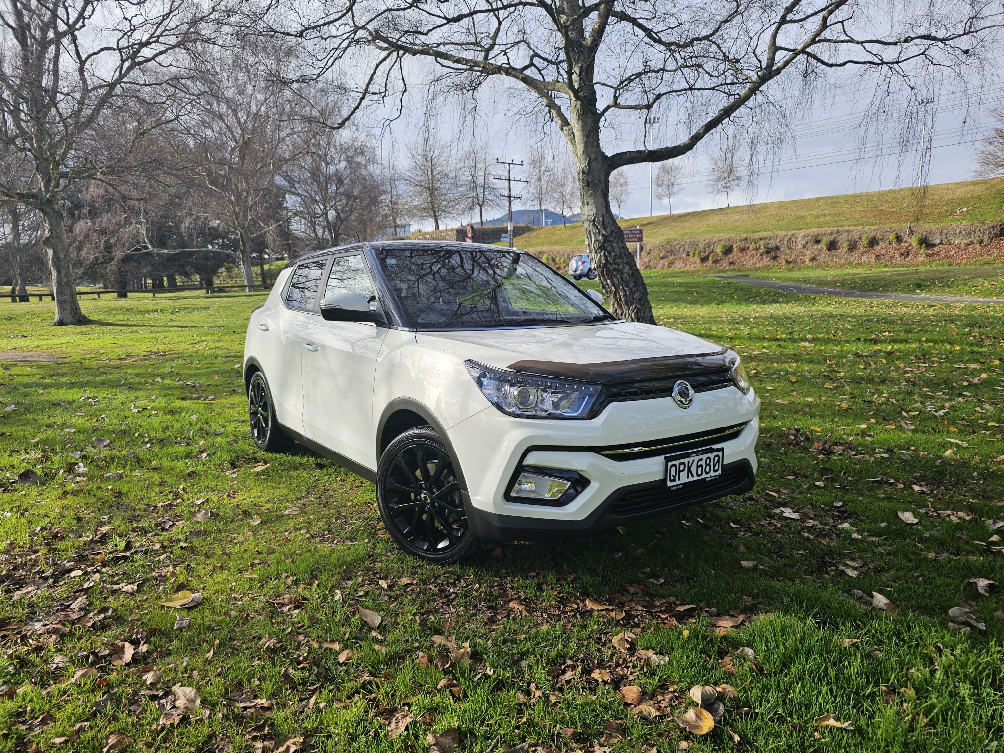 2019 SsangYong TIVOLI | LTD AUTO 1.6P/6AT/SW | 23927 | 1