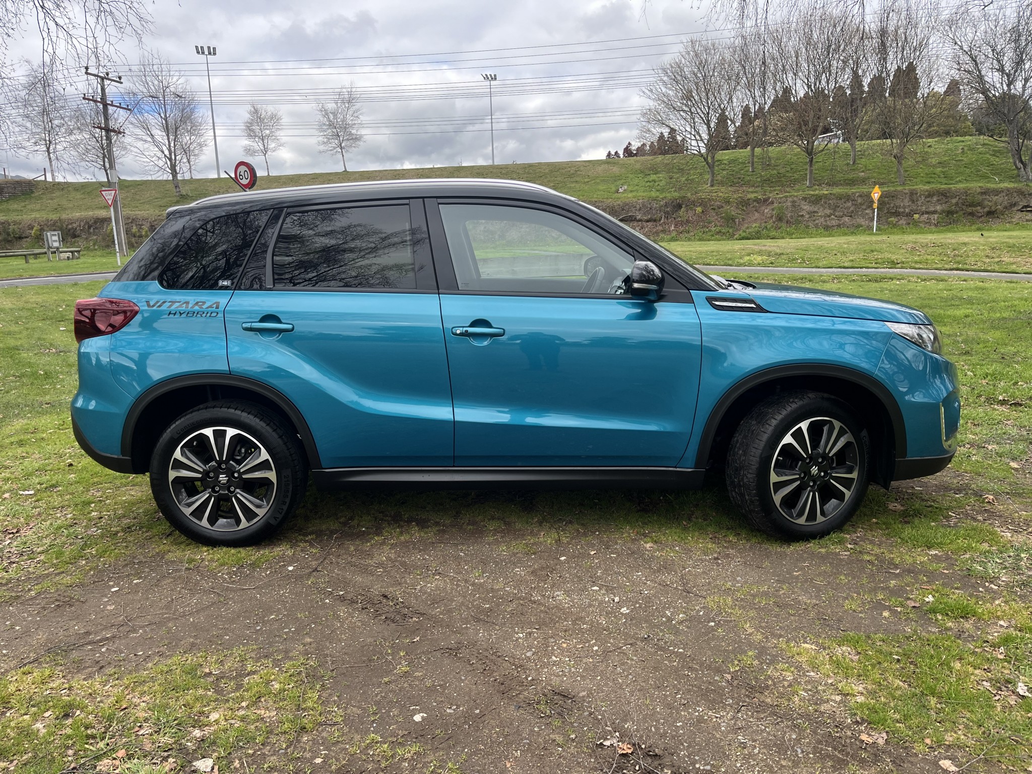 2023 Suzuki Vitara | JLX HYBRID 2WD 1.4PT | 24335 | 2