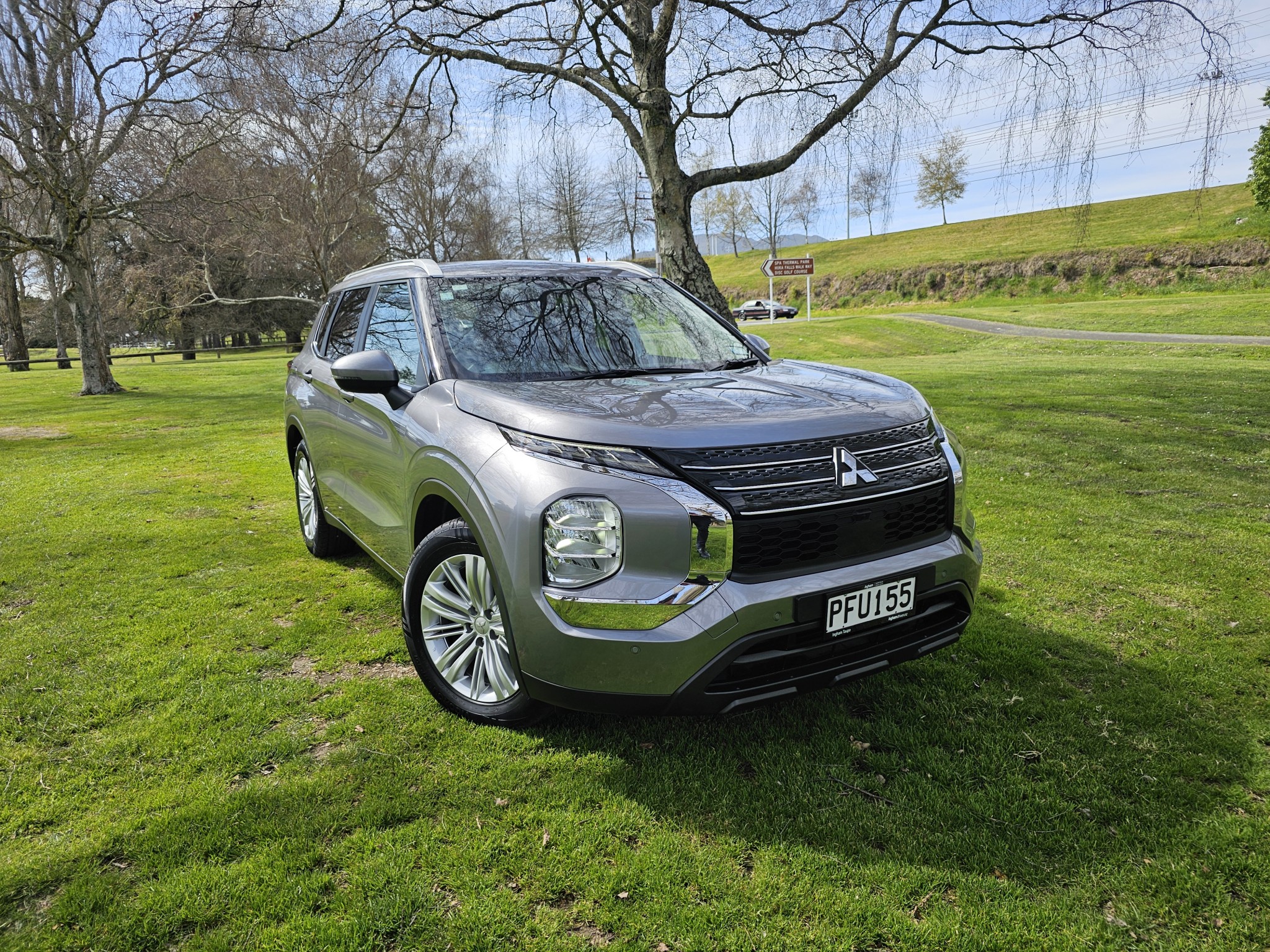 2022 Mitsubishi Outlander | LS 2.5P/CVT | 24746 | 1