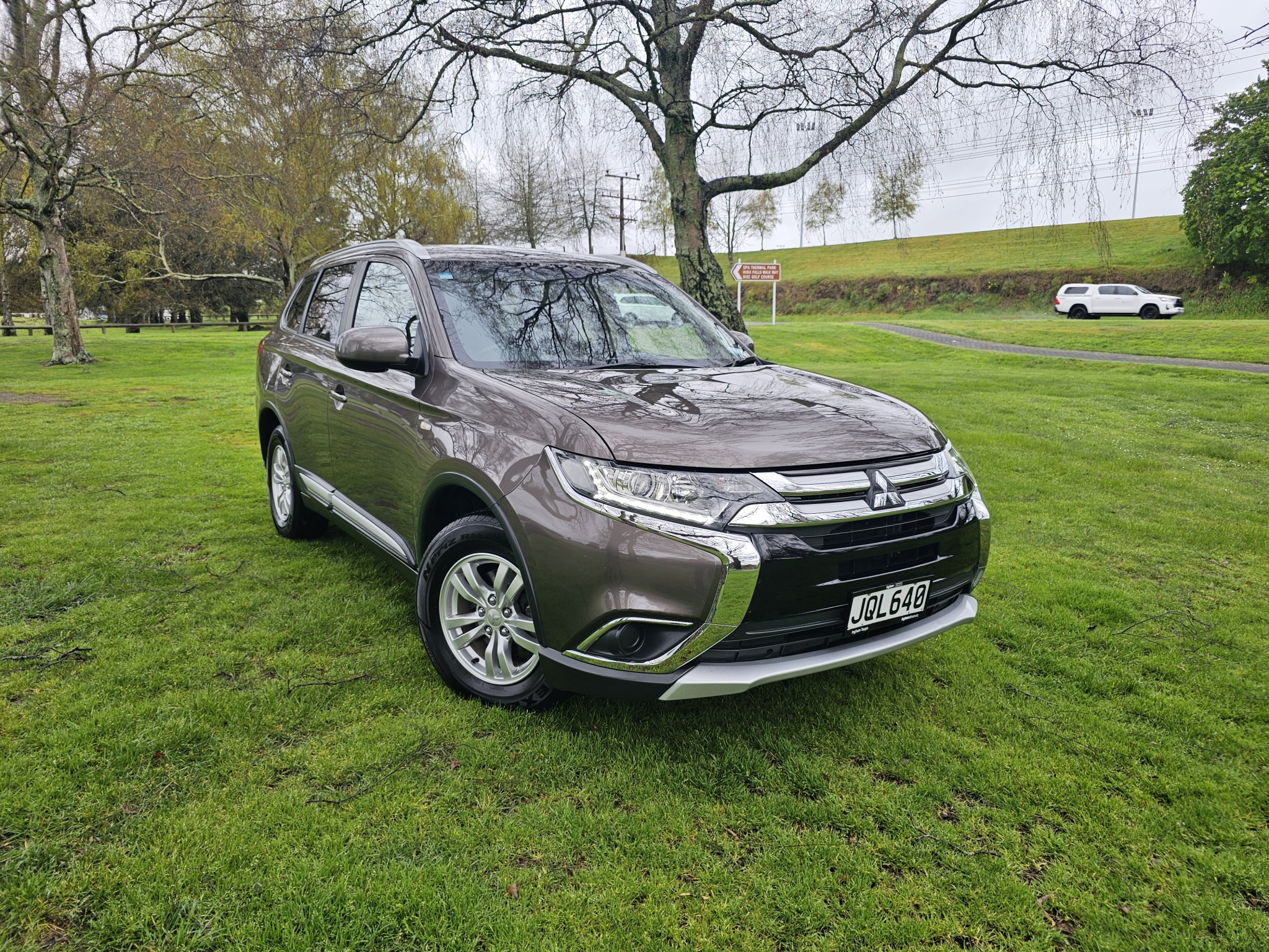 2016 Mitsubishi Outlander | LS 2.4P/4WD/CVT/SW/5 | 24792 | 1