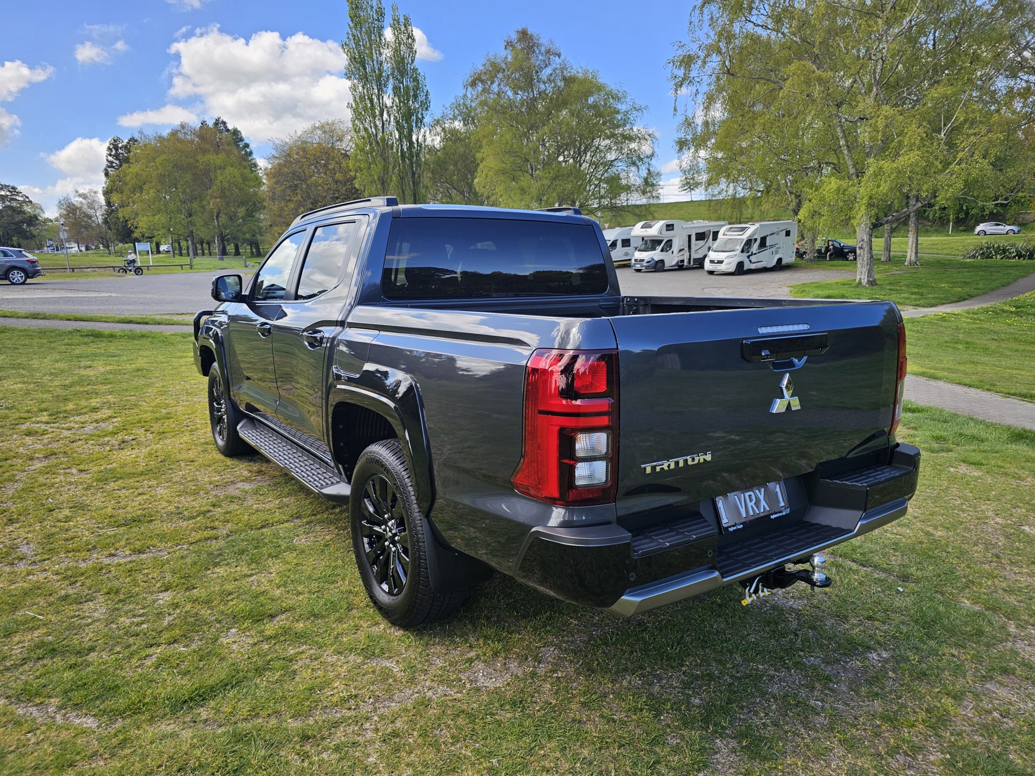 2024 Mitsubishi Triton | DC VRX 4WD 6AT 2.4DT | 24933 | 6