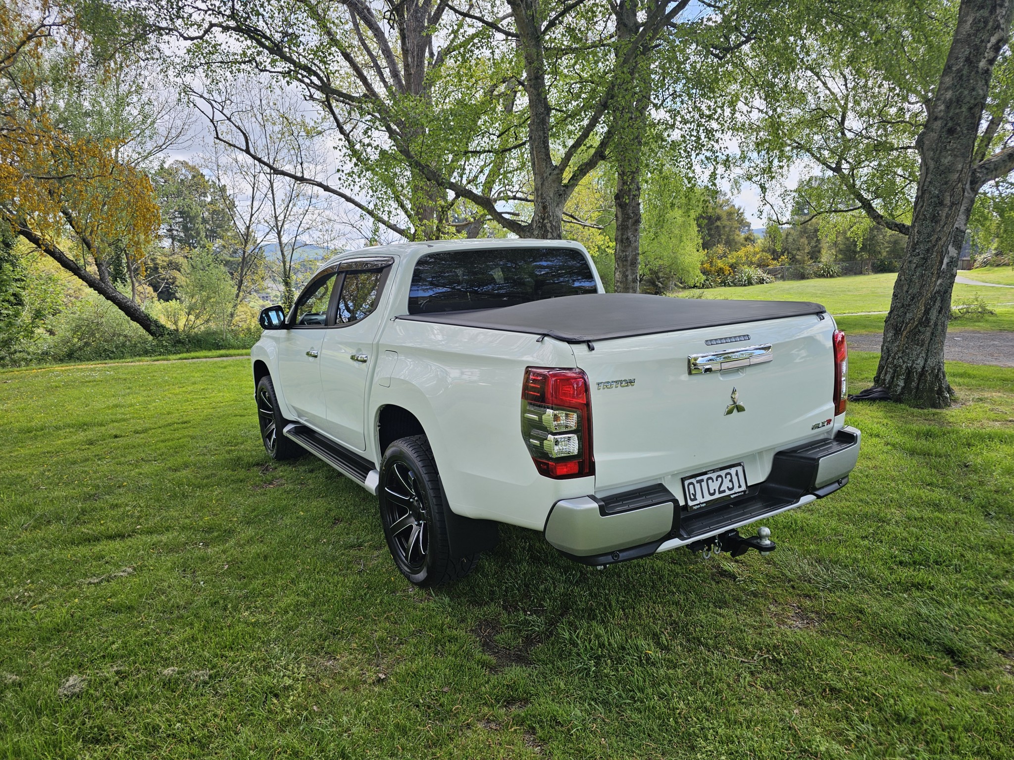 2021 Mitsubishi Triton | DC GLXR 6AT 2.4D | 24993 | 5