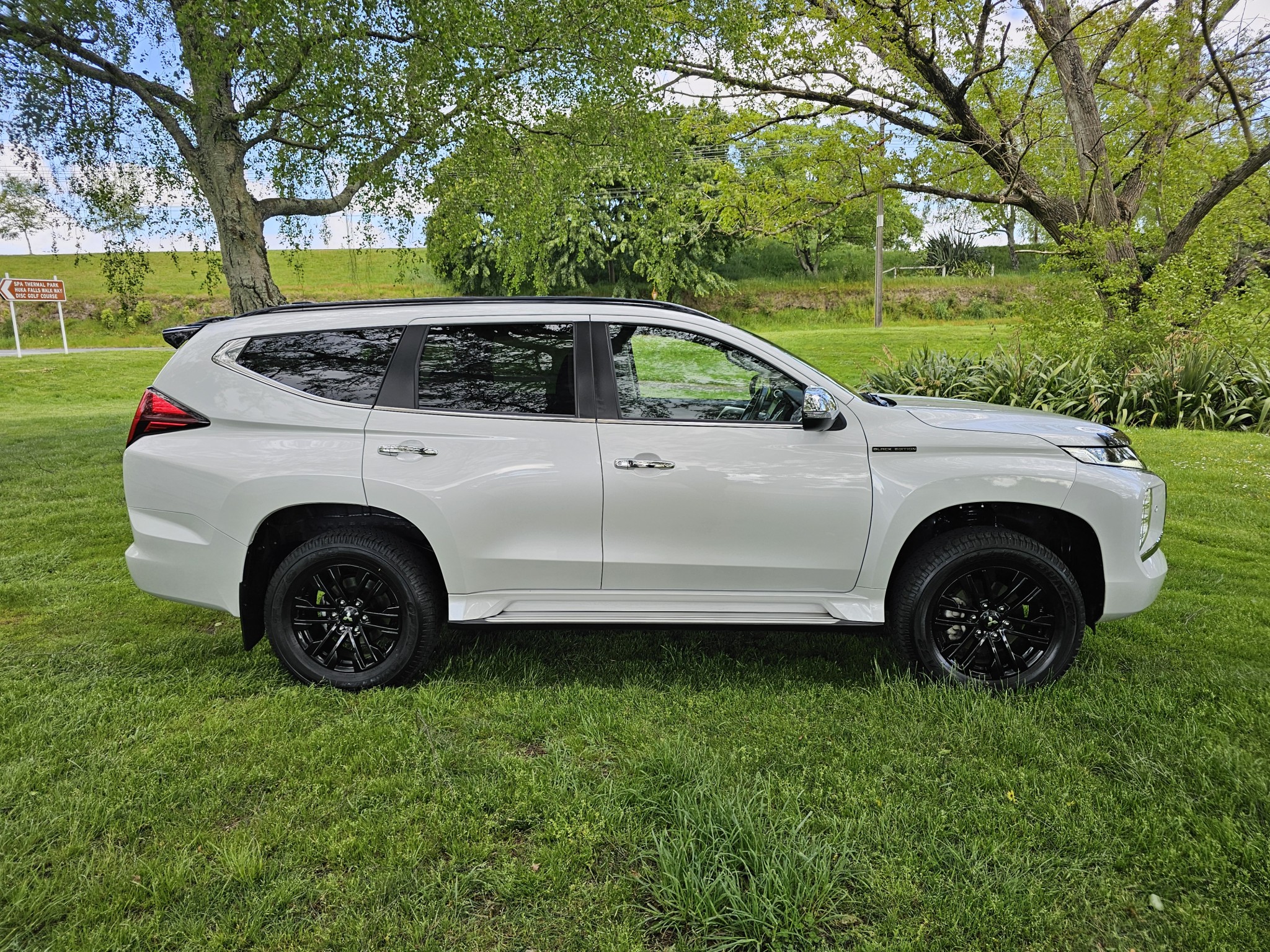 2023 Mitsubishi Pajero Sport | VRXB 2.4D/4WD/8AT | 25023 | 2