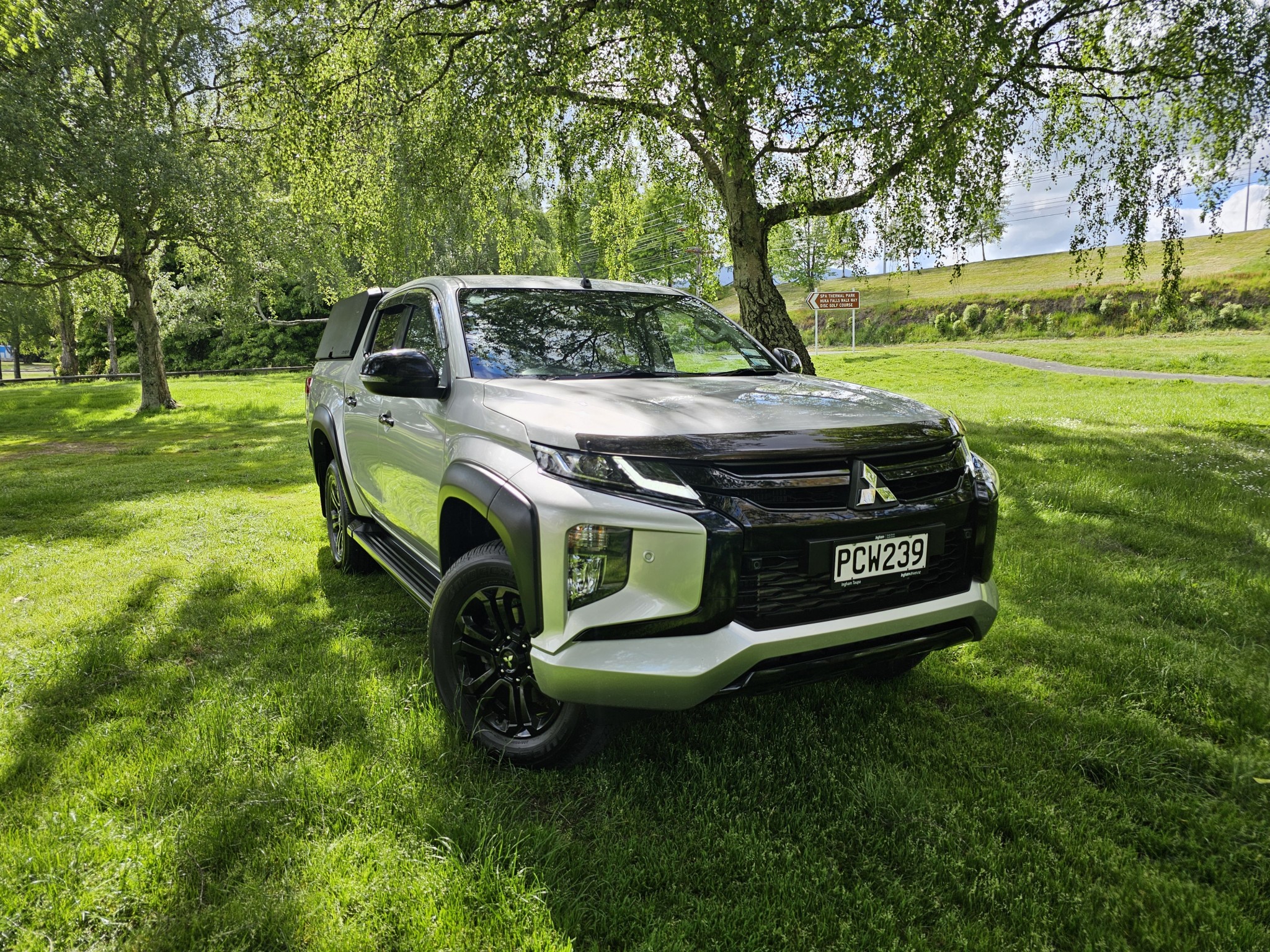 2022 Mitsubishi Triton | DC VRXB 6AT 2.4D | 25092 | 1