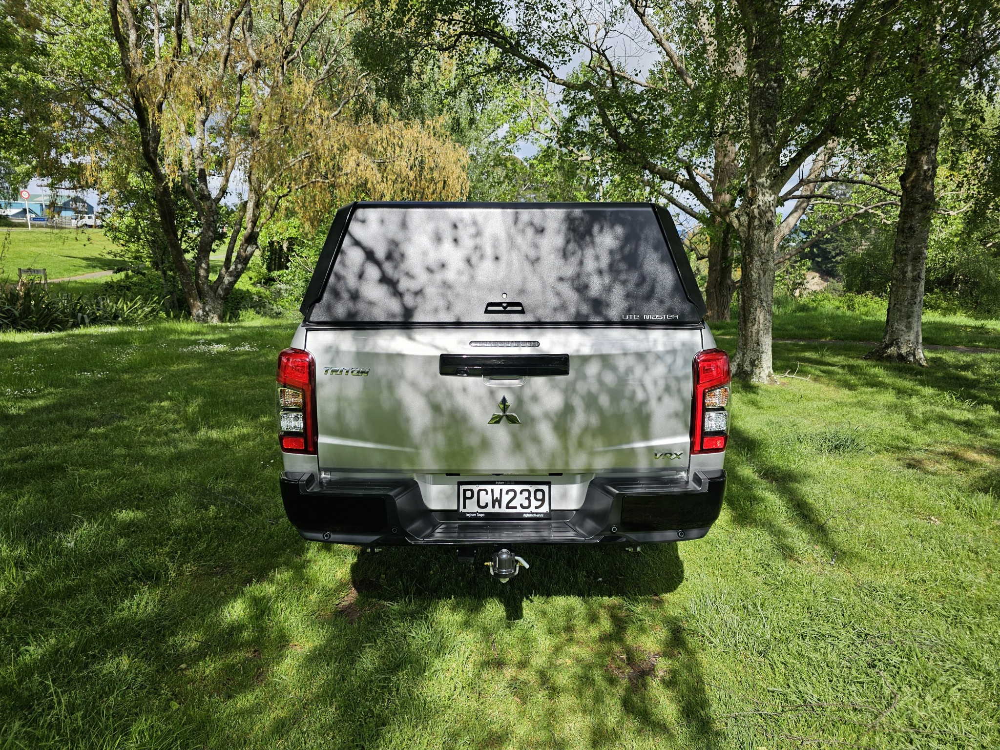 2022 Mitsubishi Triton | DC VRXB 6AT 2.4D | 25092 | 4