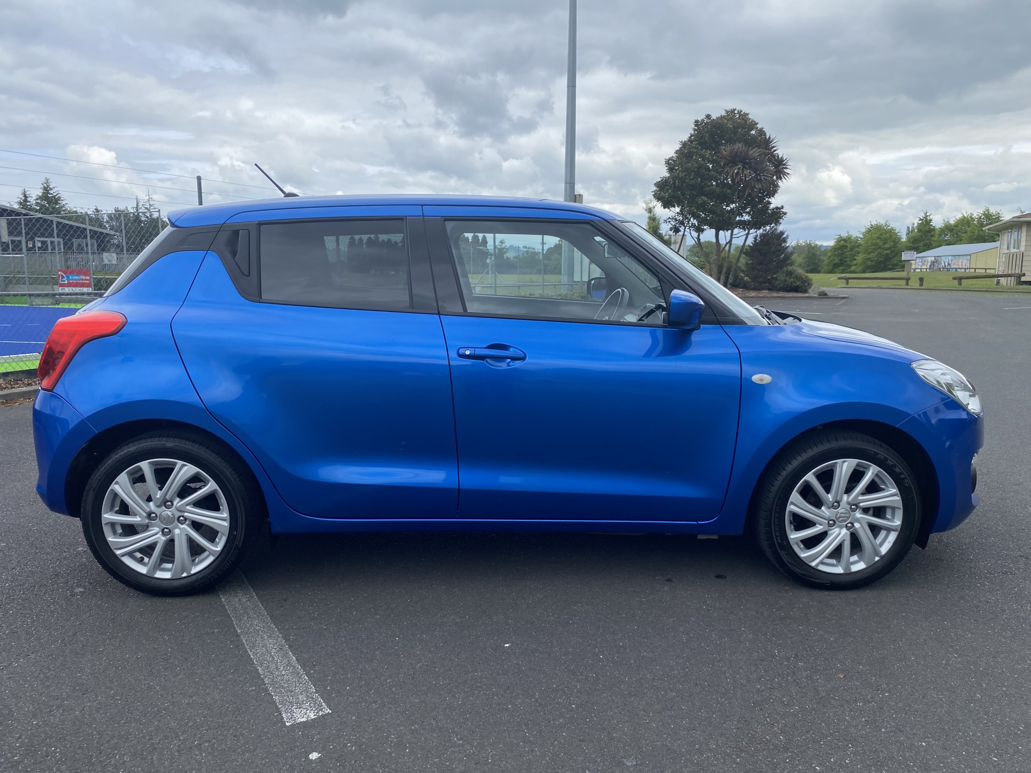 2021 Suzuki Swift | GL 1.2P/CVT | 25082 | 2