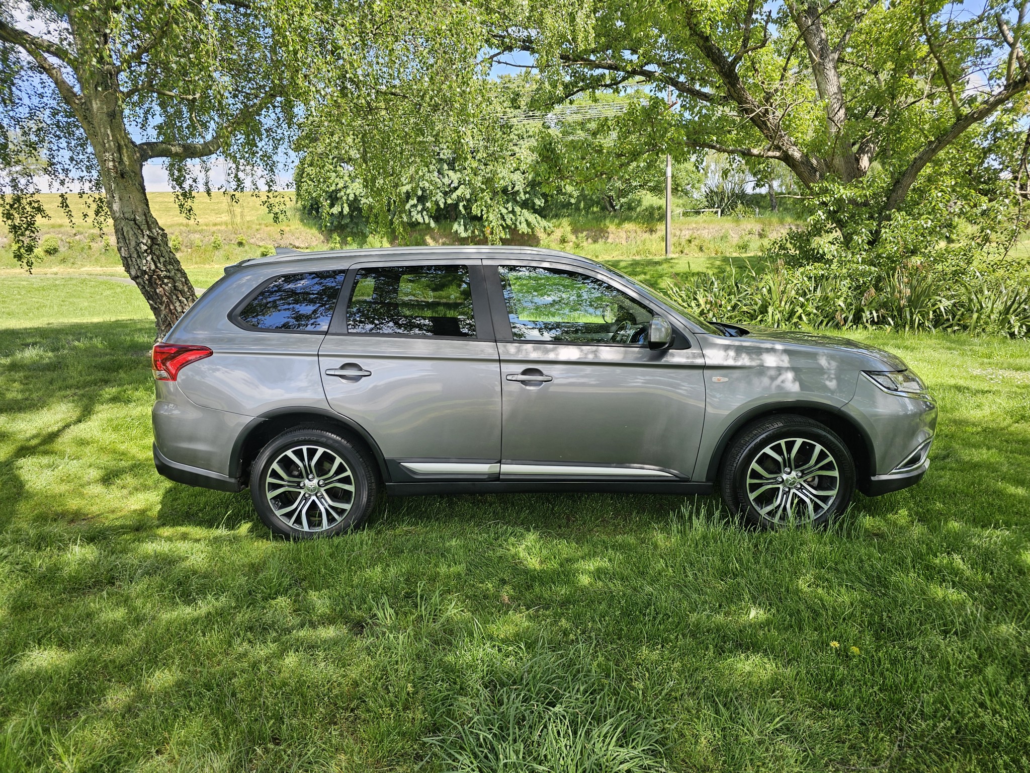 2018 Mitsubishi Outlander | LS 2.0P/CVT | 25137 | 2