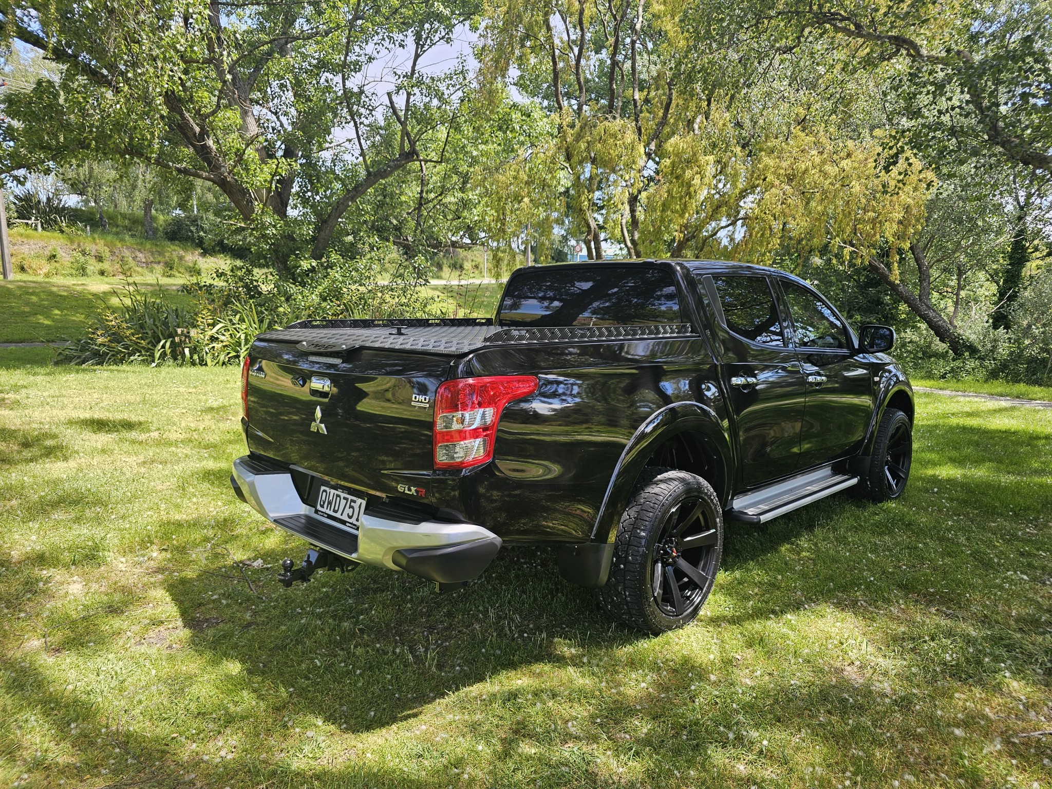 2019 Mitsubishi Triton | DC GLXR 6MT 2.4D/6MT | 25262 | 3