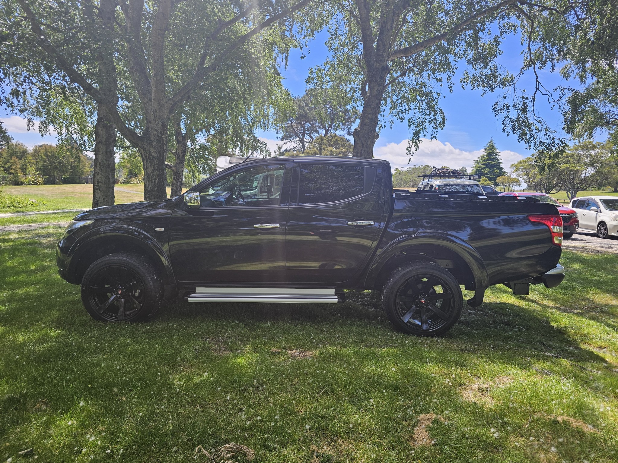 2019 Mitsubishi Triton | DC GLXR 6MT 2.4D/6MT | 25262 | 7