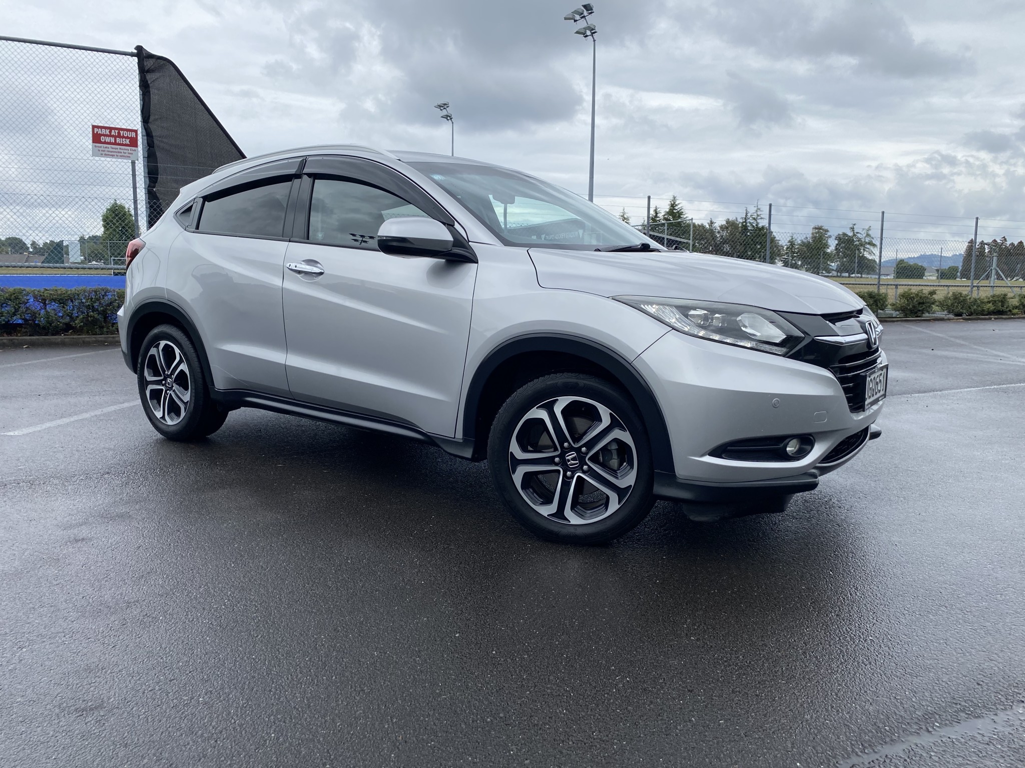 2015 Honda HR-V | SPORT 1.8P/CVT/SW/5D | 25411 | 1