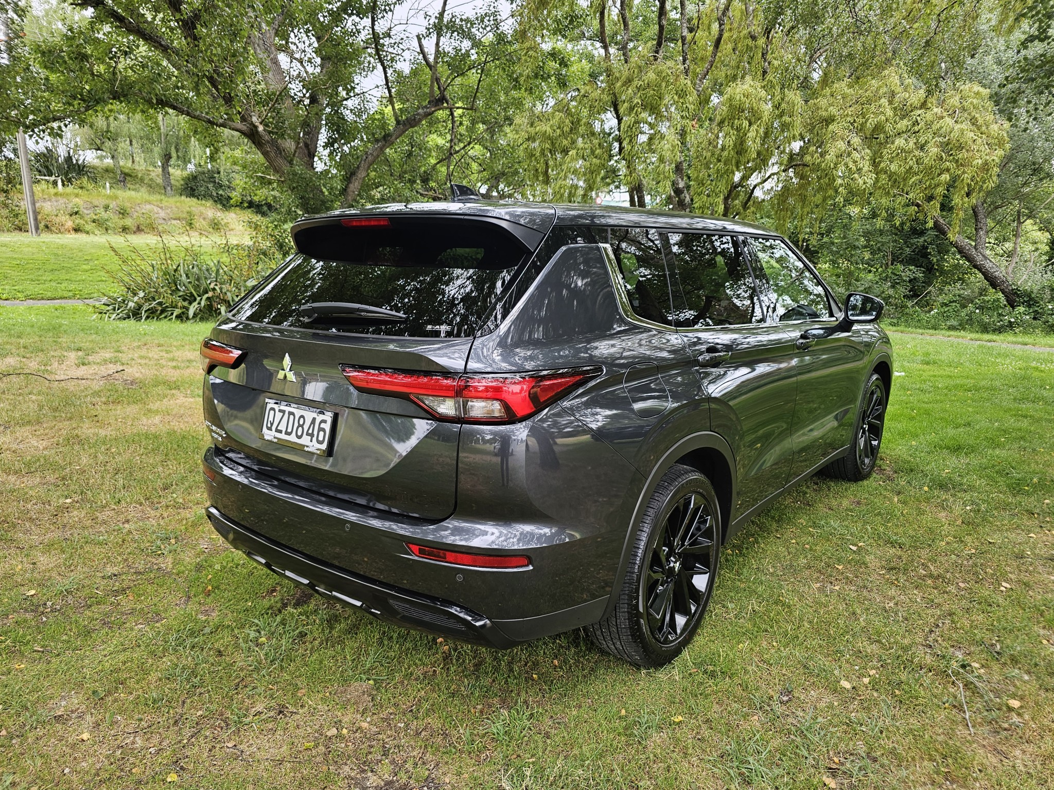 2024 Mitsubishi Outlander | SPORT 2.5P/4WD/CVT | 25443 | 3