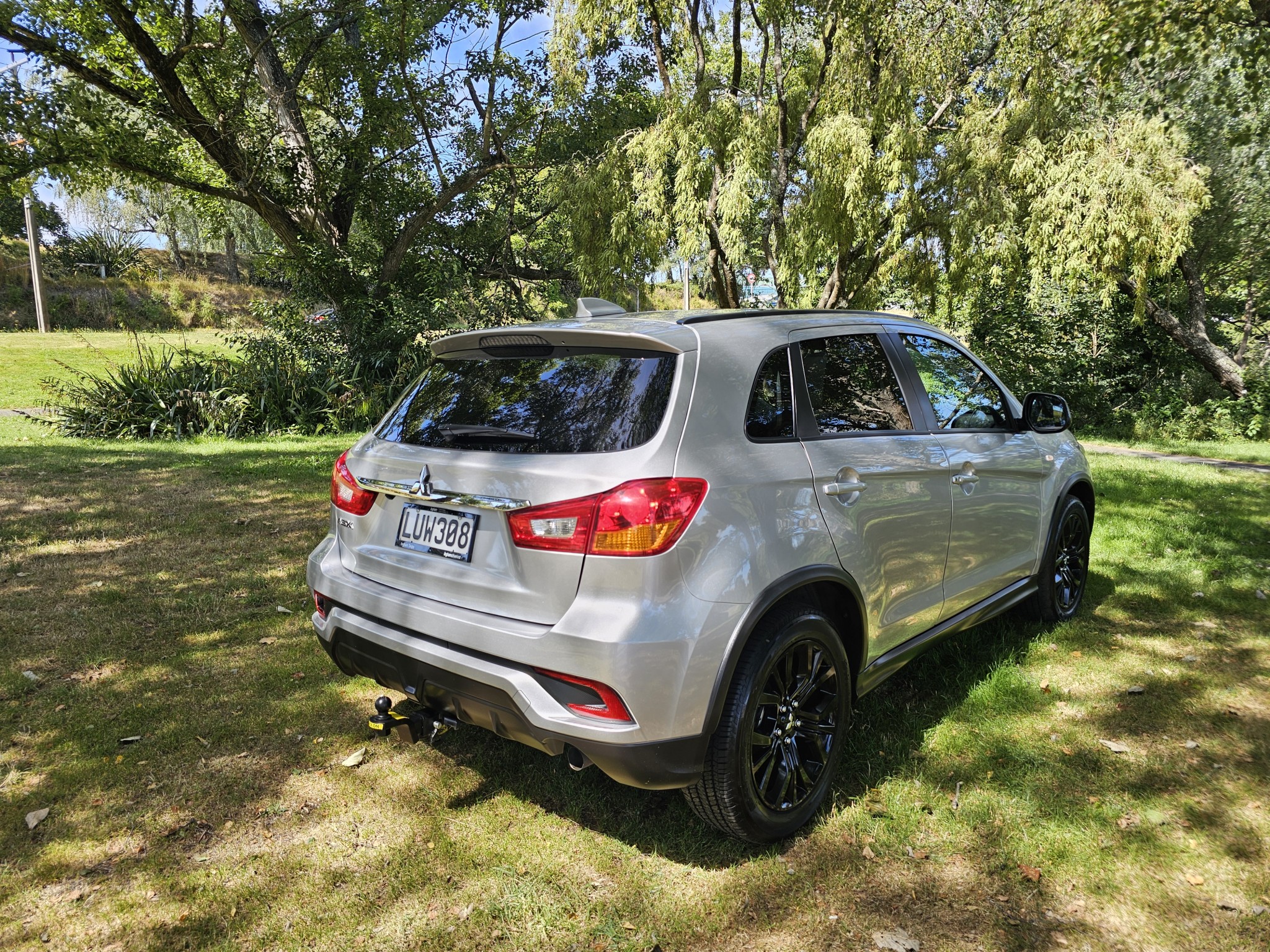 2018 Mitsubishi ASX | BLK 2.0P/CVT | 25592 | 3