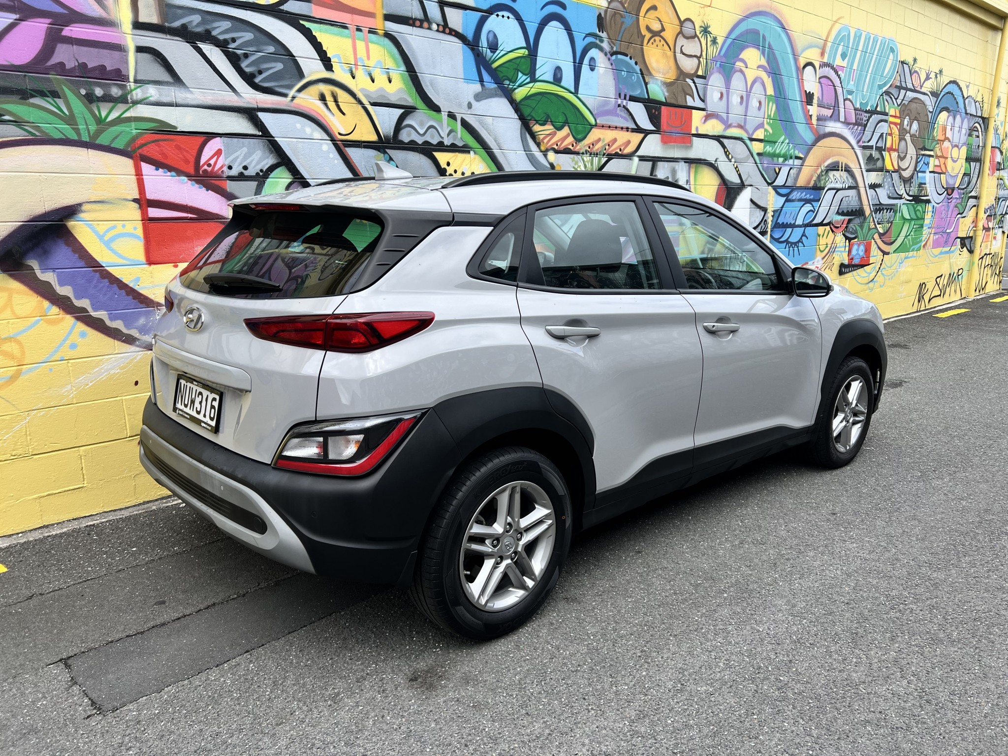 2021 Hyundai Kona | 2.0 2WD 2.0P/CVT | 24685 | 4