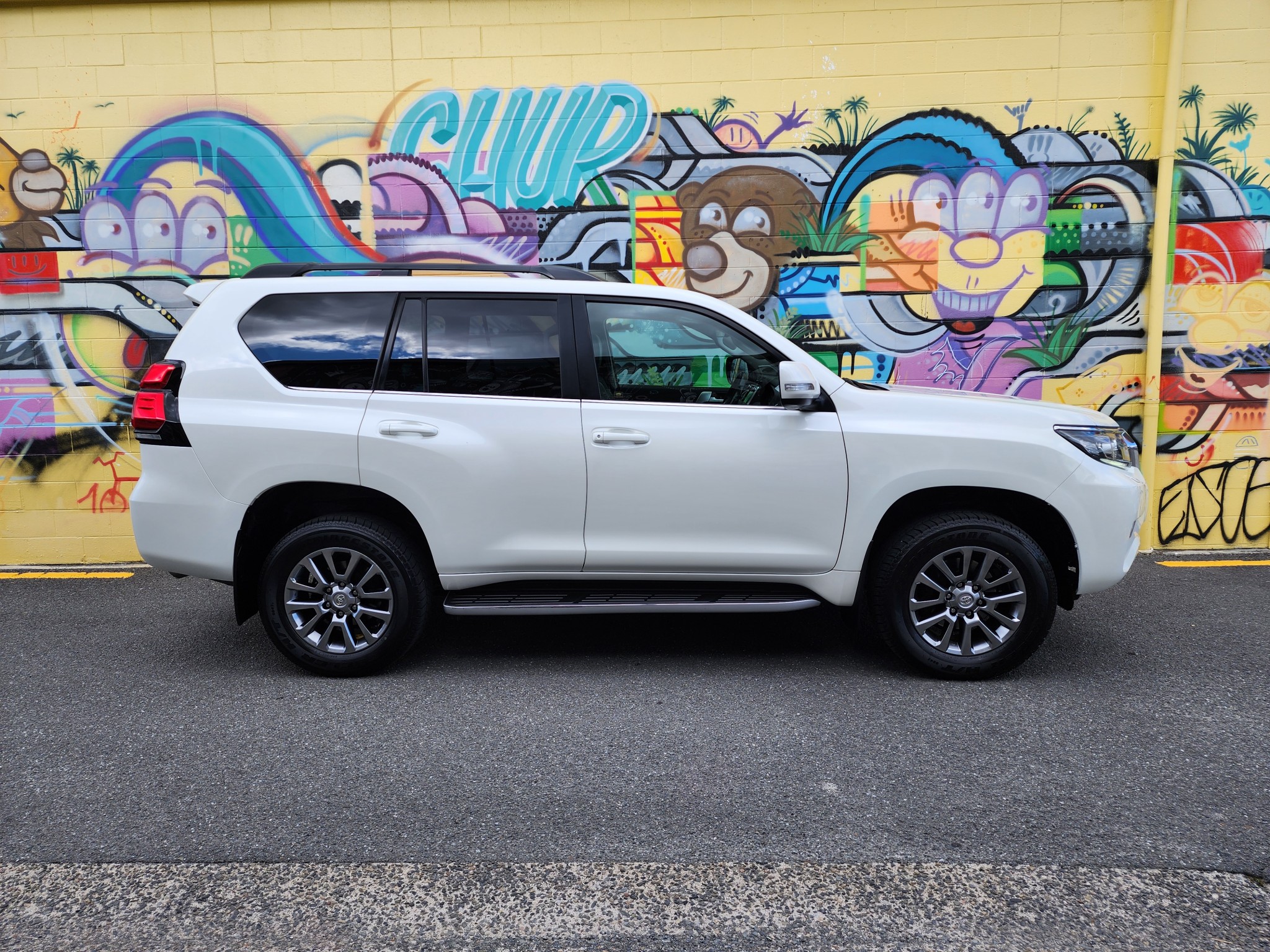 2018 Toyota Land Cruiser Prado | VX 2.8D/4WD/6AT | 24994 | 3