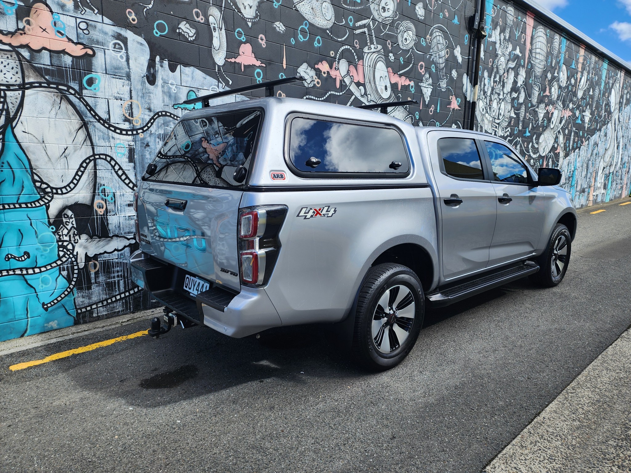 2023 Isuzu D-MAX | LS DOUBLE CAB 4WD 3. | 25109 | 4