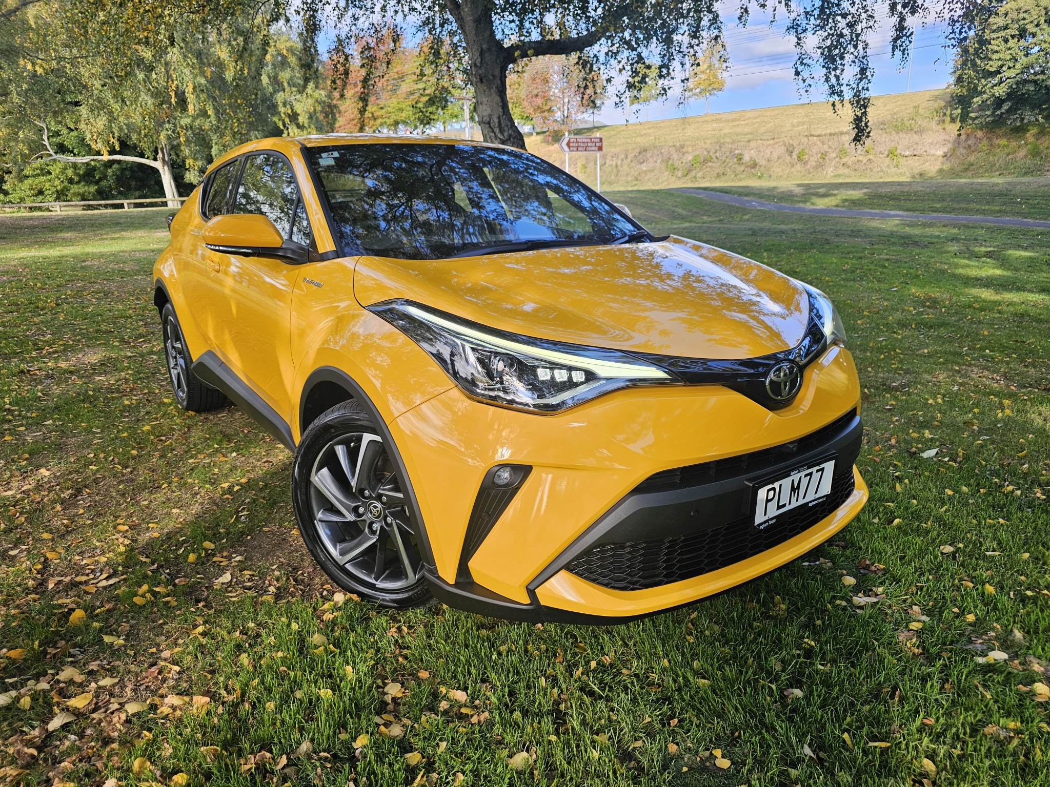 2022 Toyota C-HR | LIMITED 1.2PT/4WD | 23241 | 1