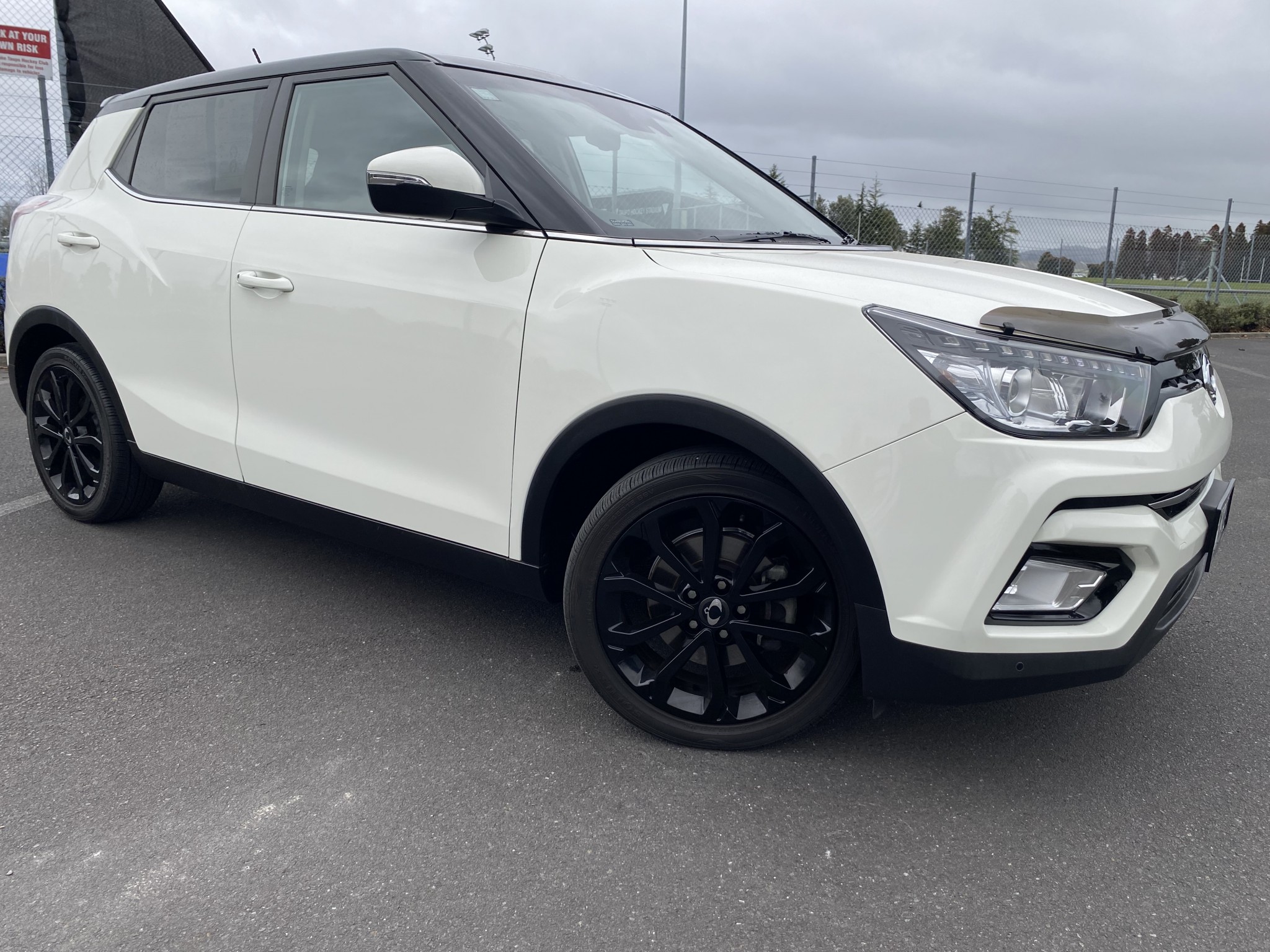 2019 SsangYong TIVOLI | LTD AUTO 1.6P/6AT/SW | 23927 | 3