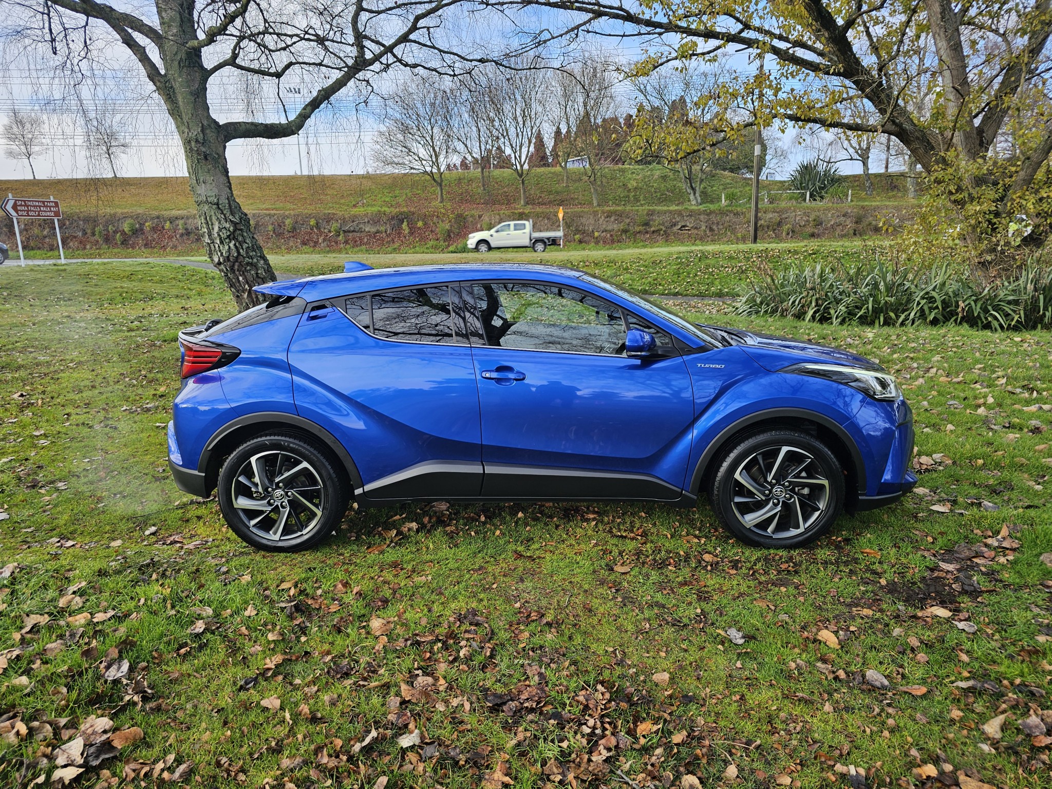 2022 Toyota C-HR | LIMITED 1.2PT | 24127 | 2