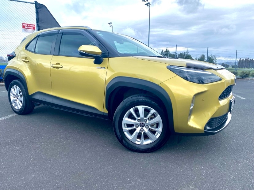 2020 Toyota YARIS CROSS | GX 1.5PH/HD | 24698 | 6