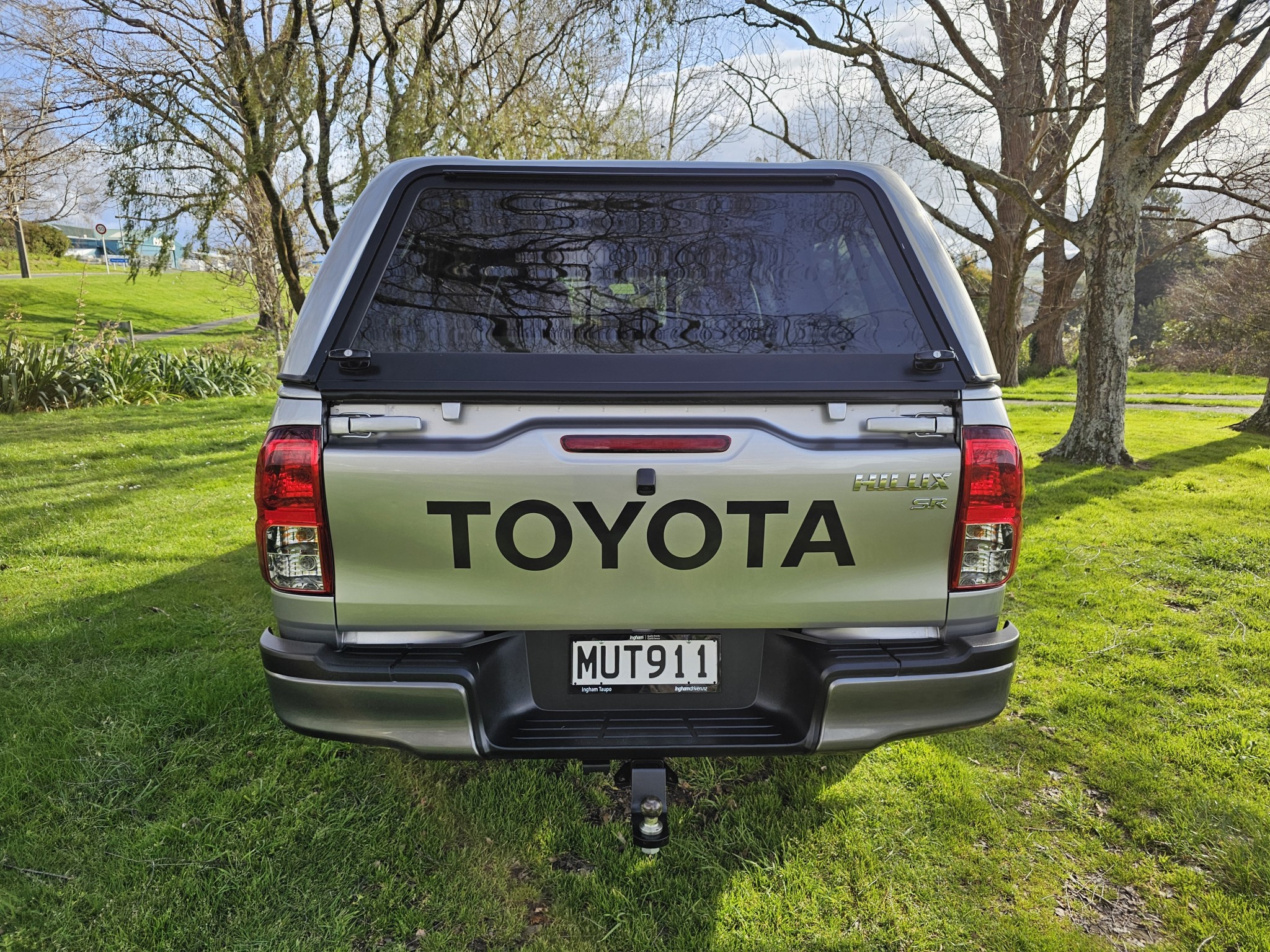 2020 Toyota Hilux | SR TD DC 2.8DT | 24731 | 4