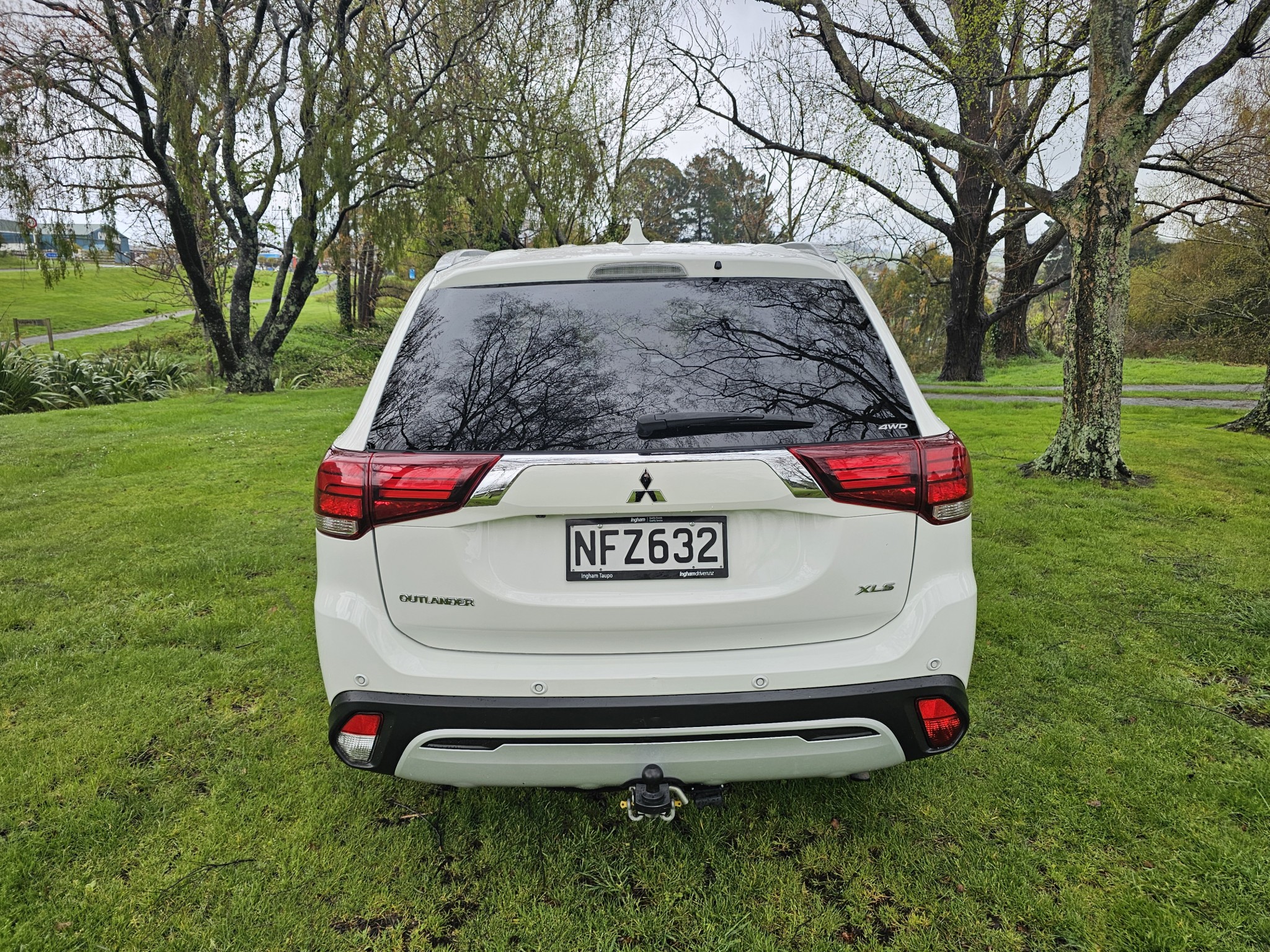 2021 Mitsubishi Outlander | XLS 2.4P/4WD/CVT | 24787 | 4