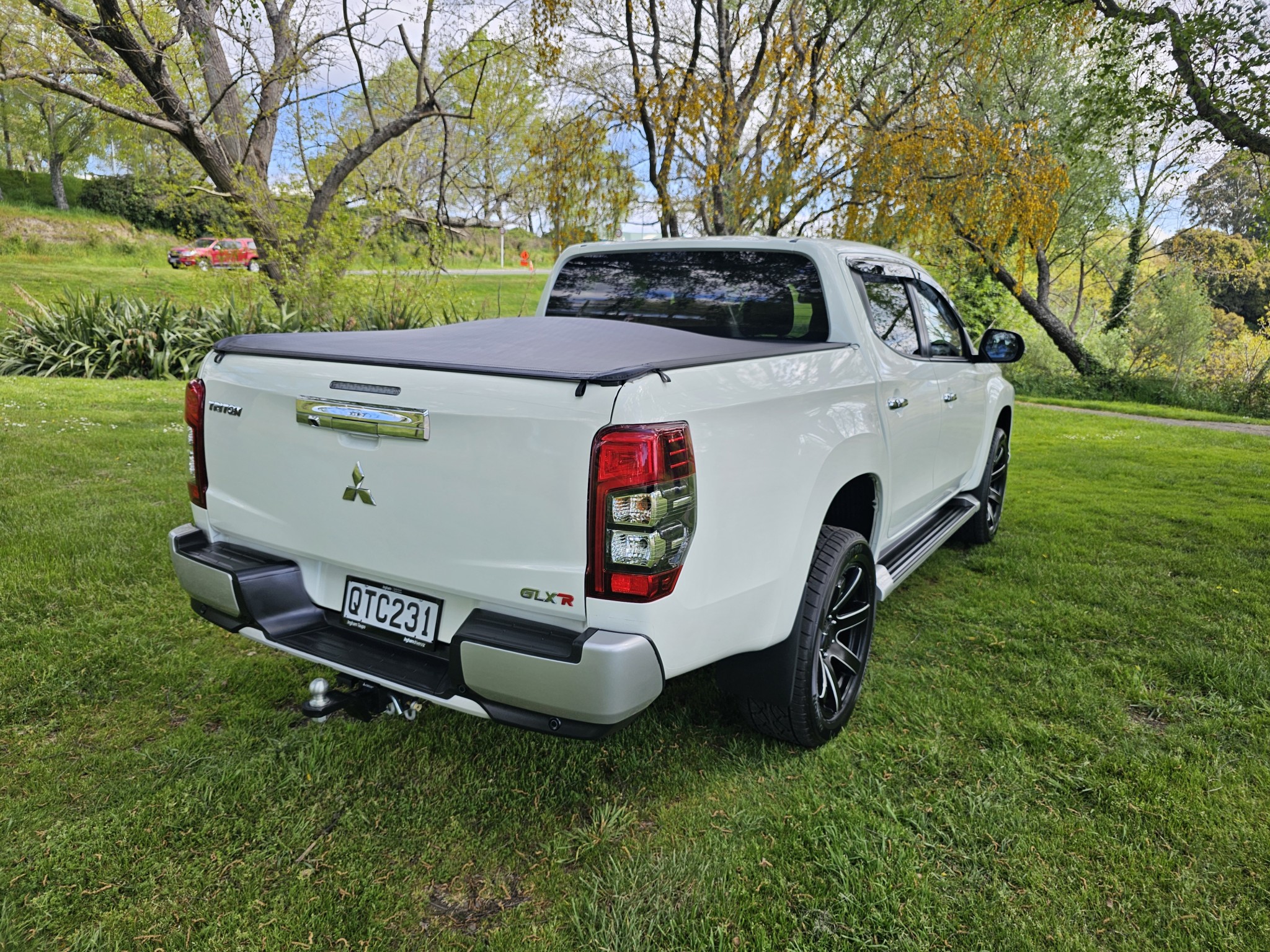 2021 Mitsubishi Triton | DC GLXR 6AT 2.4D | 24993 | 1