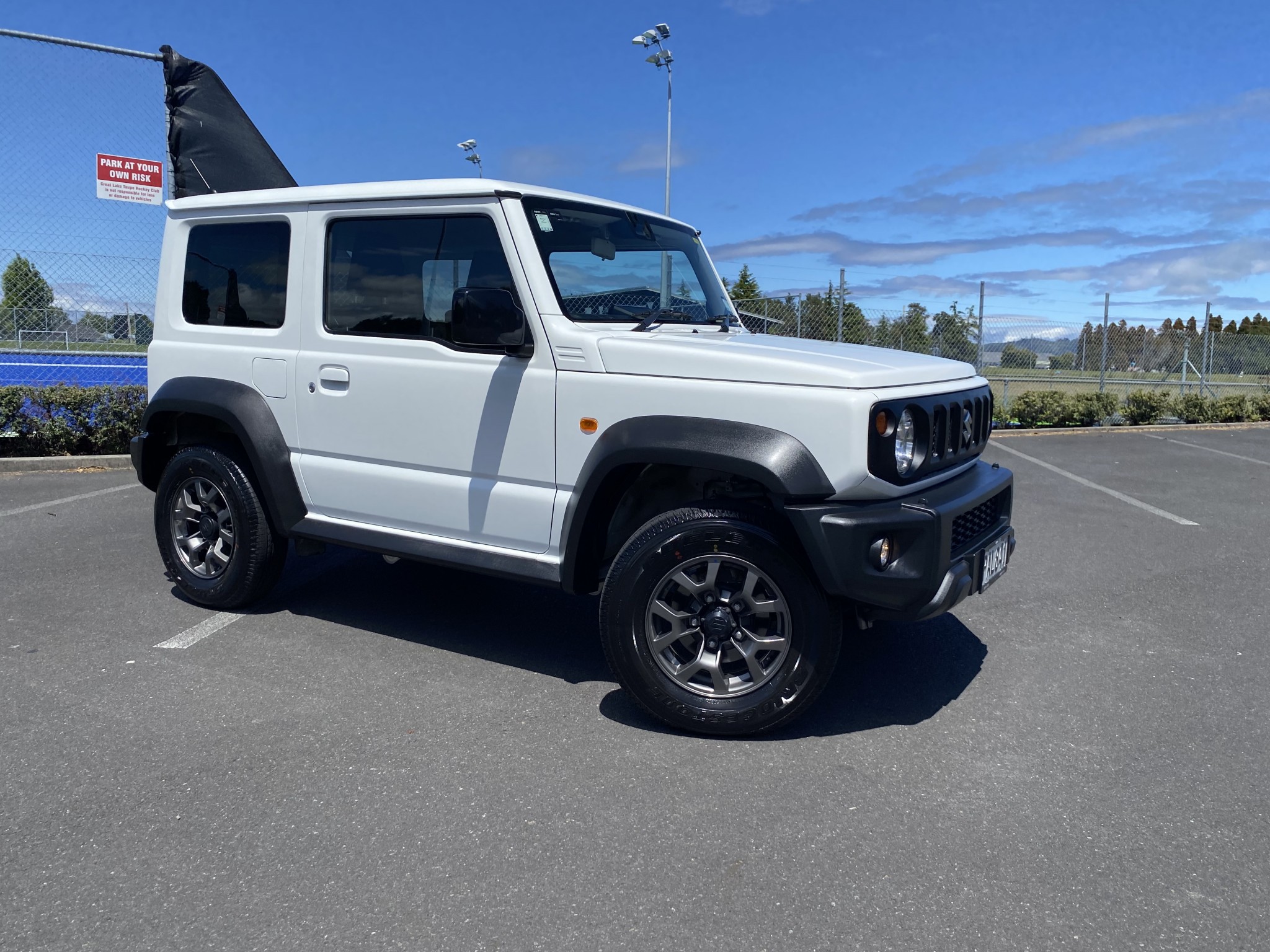 2022 Suzuki Jimny | SIERRA 1.5P/4WD/5MT | 25263 | 1