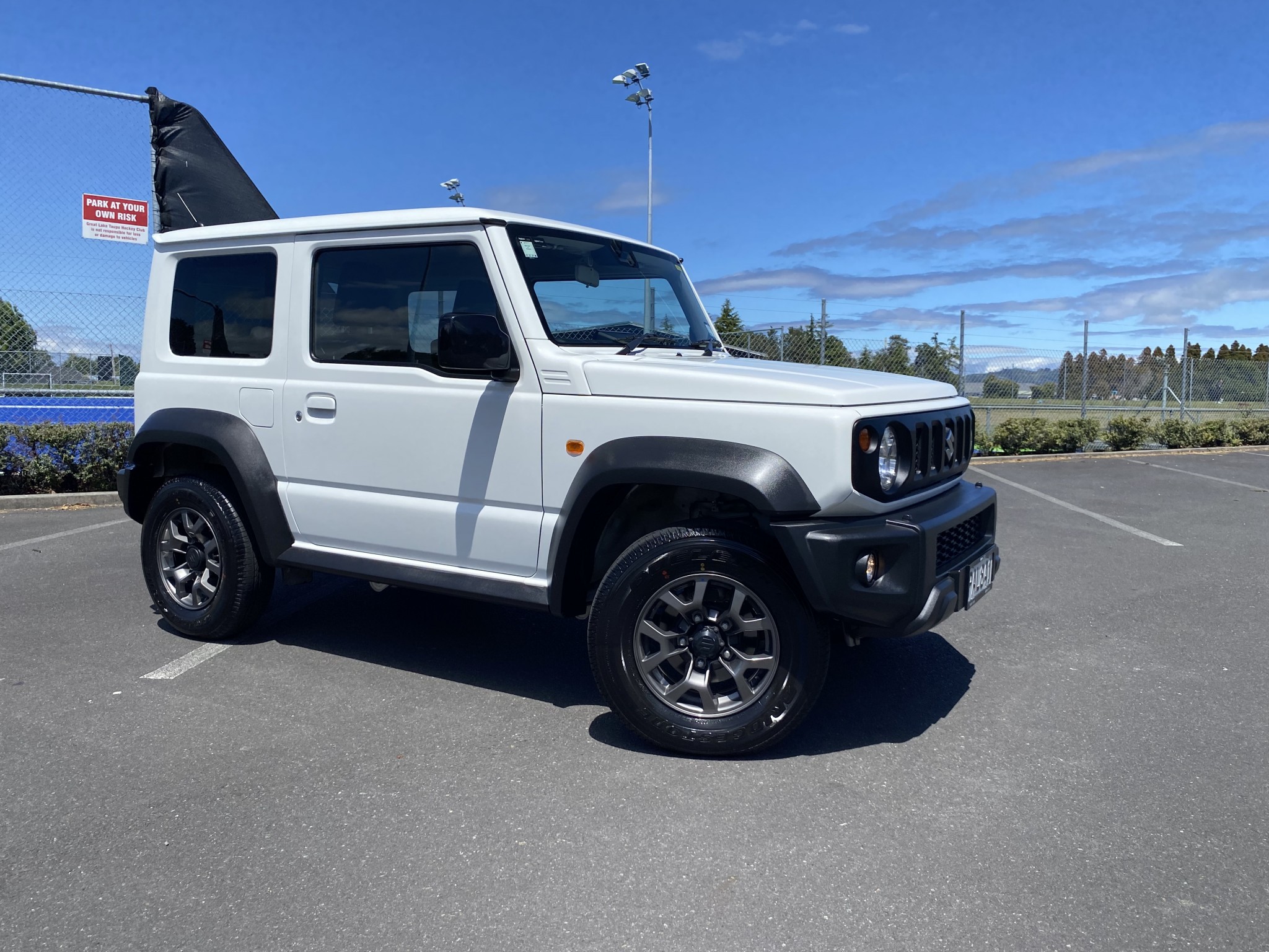 2022 Suzuki Jimny | SIERRA 1.5P/4WD/5MT | 25263 | 3