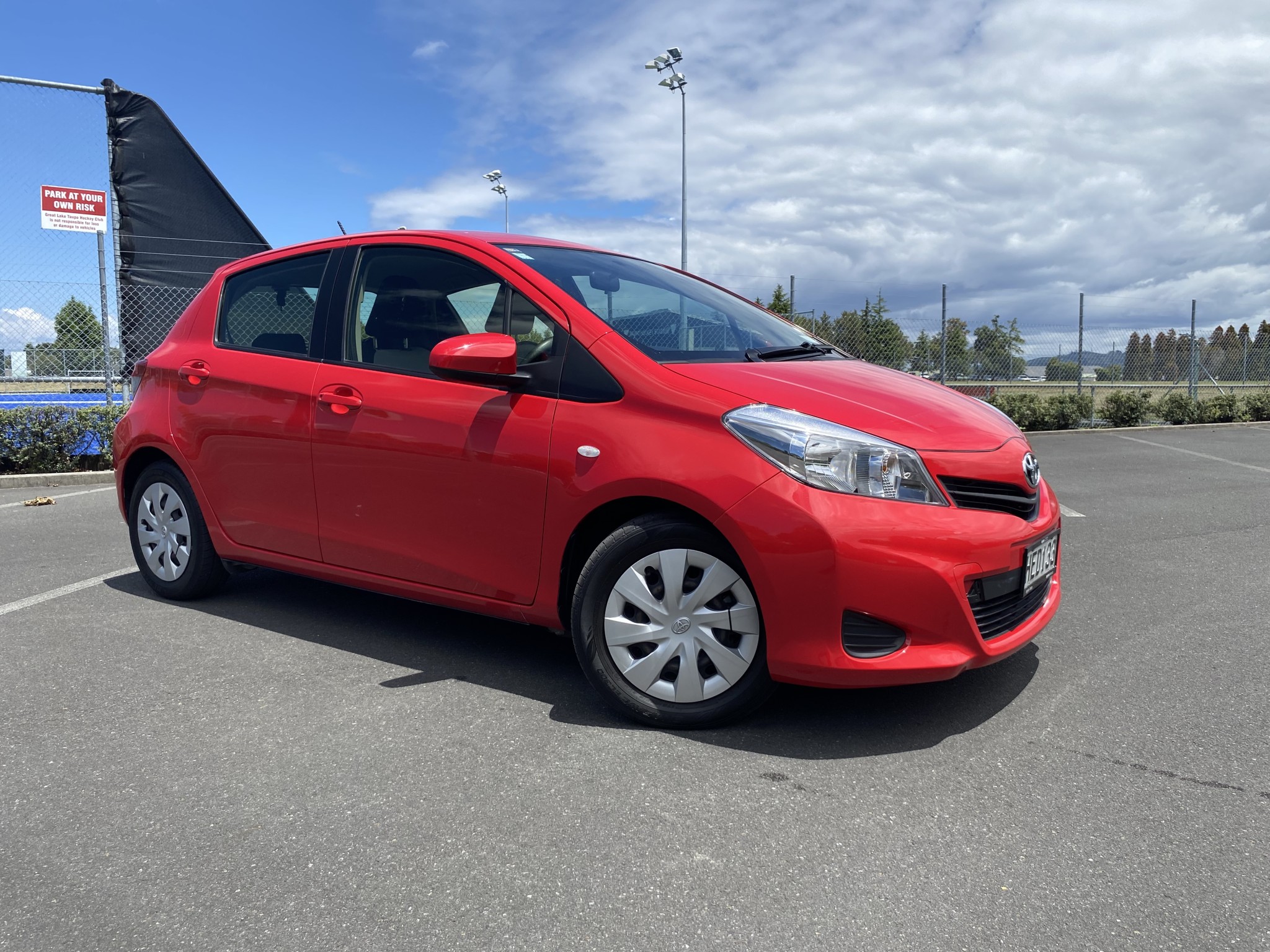 2013 Toyota Yaris | YR 1.3P HATCH5 4A | 25506 | 1